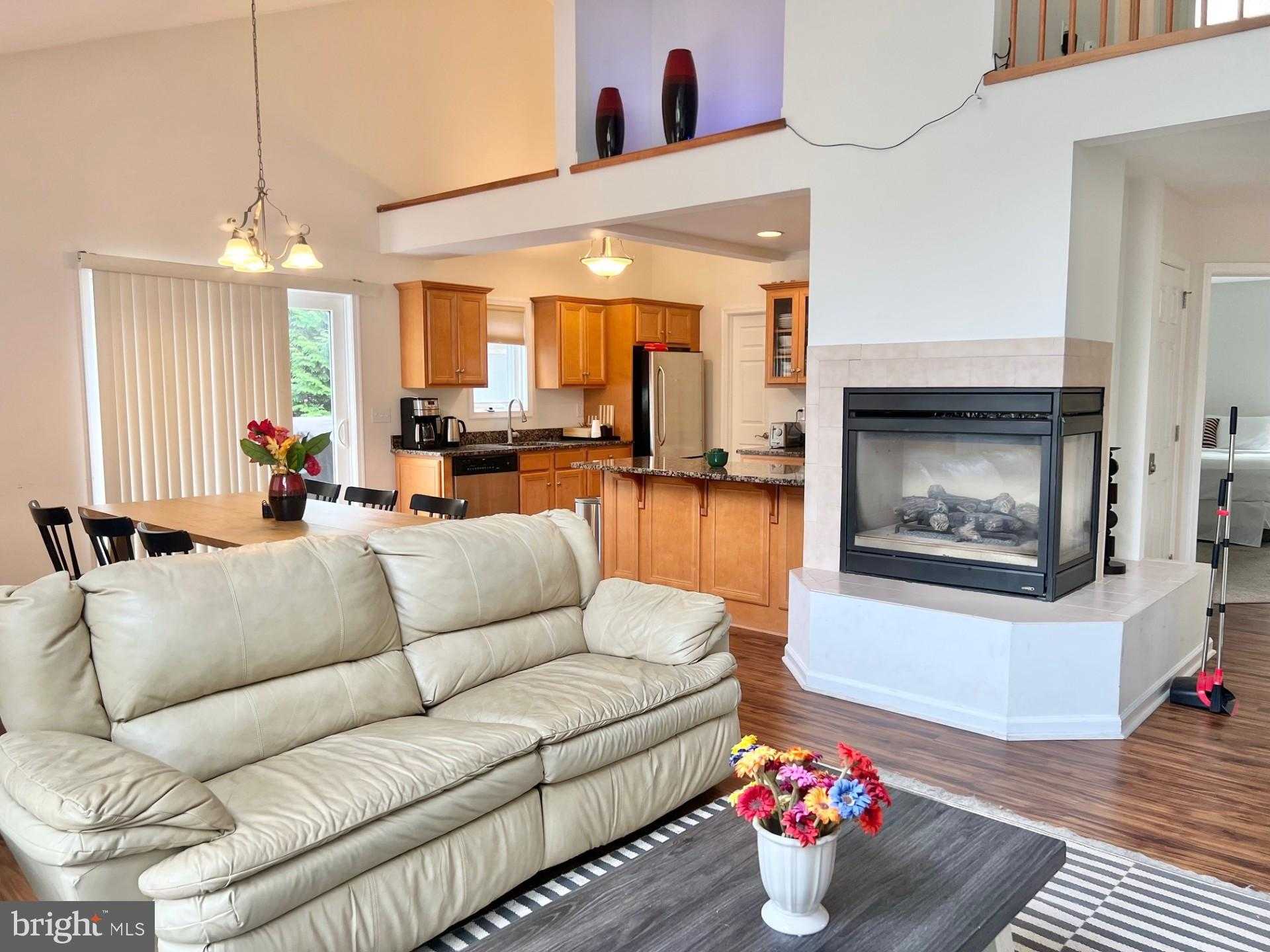 64 Longview Dr photo 7