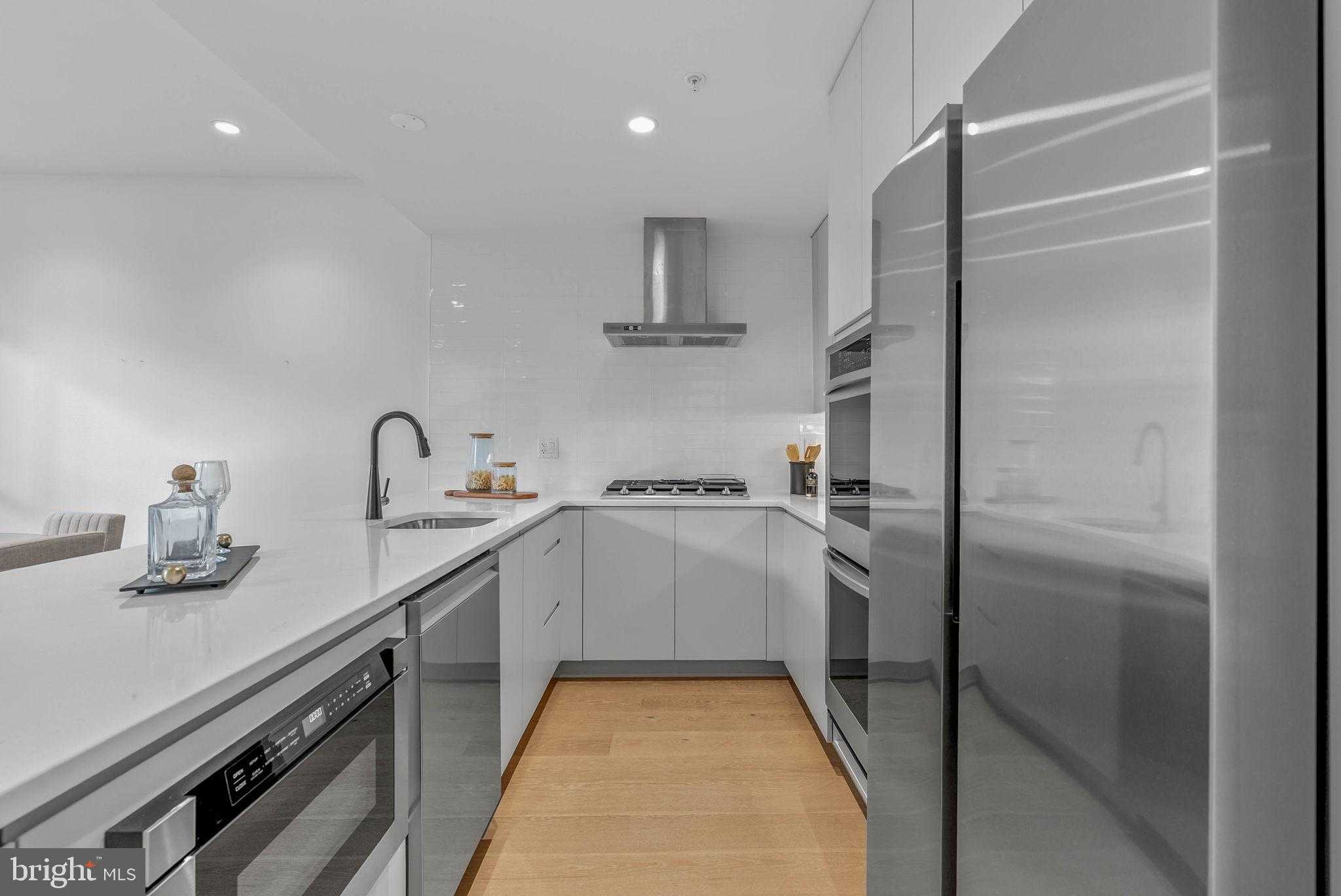 635 N 7th St photo 8