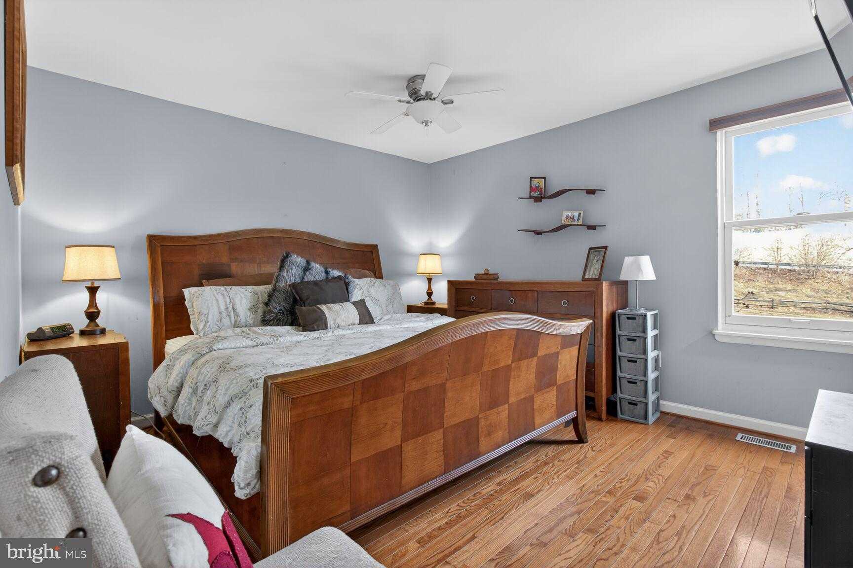 4709 Hale Haven Dr photo 11