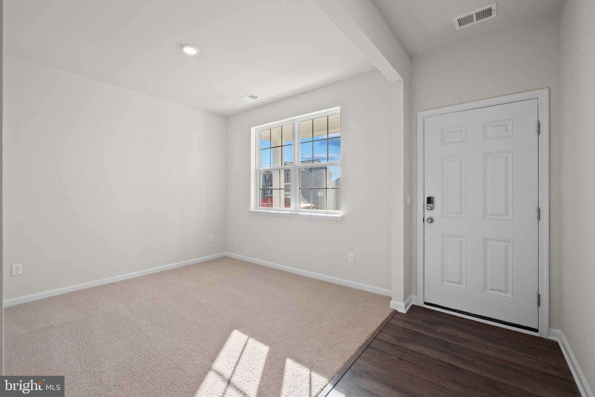 5133 Glistering Pond Way photo 2