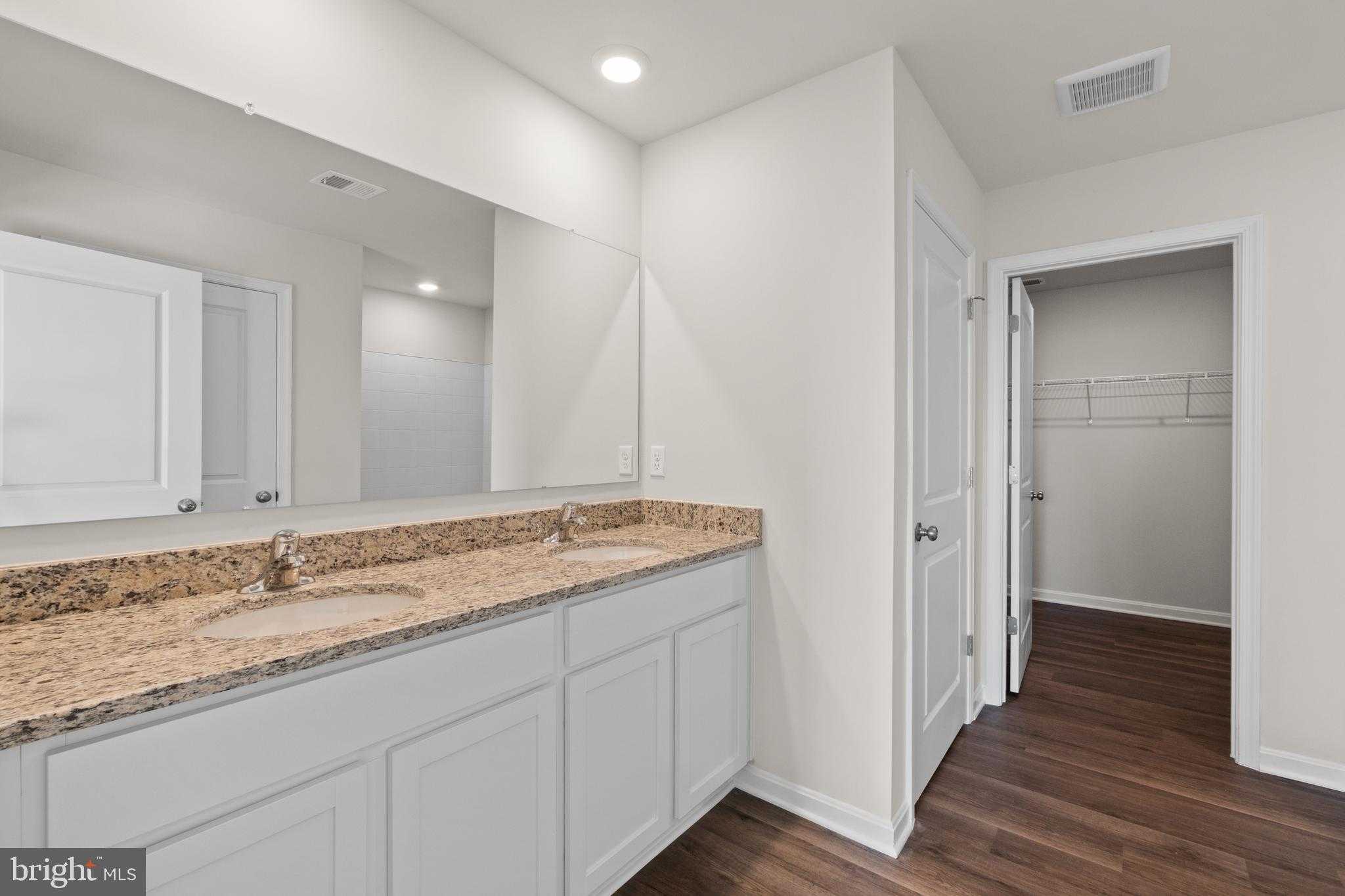 5133 Glistering Pond Way photo 23