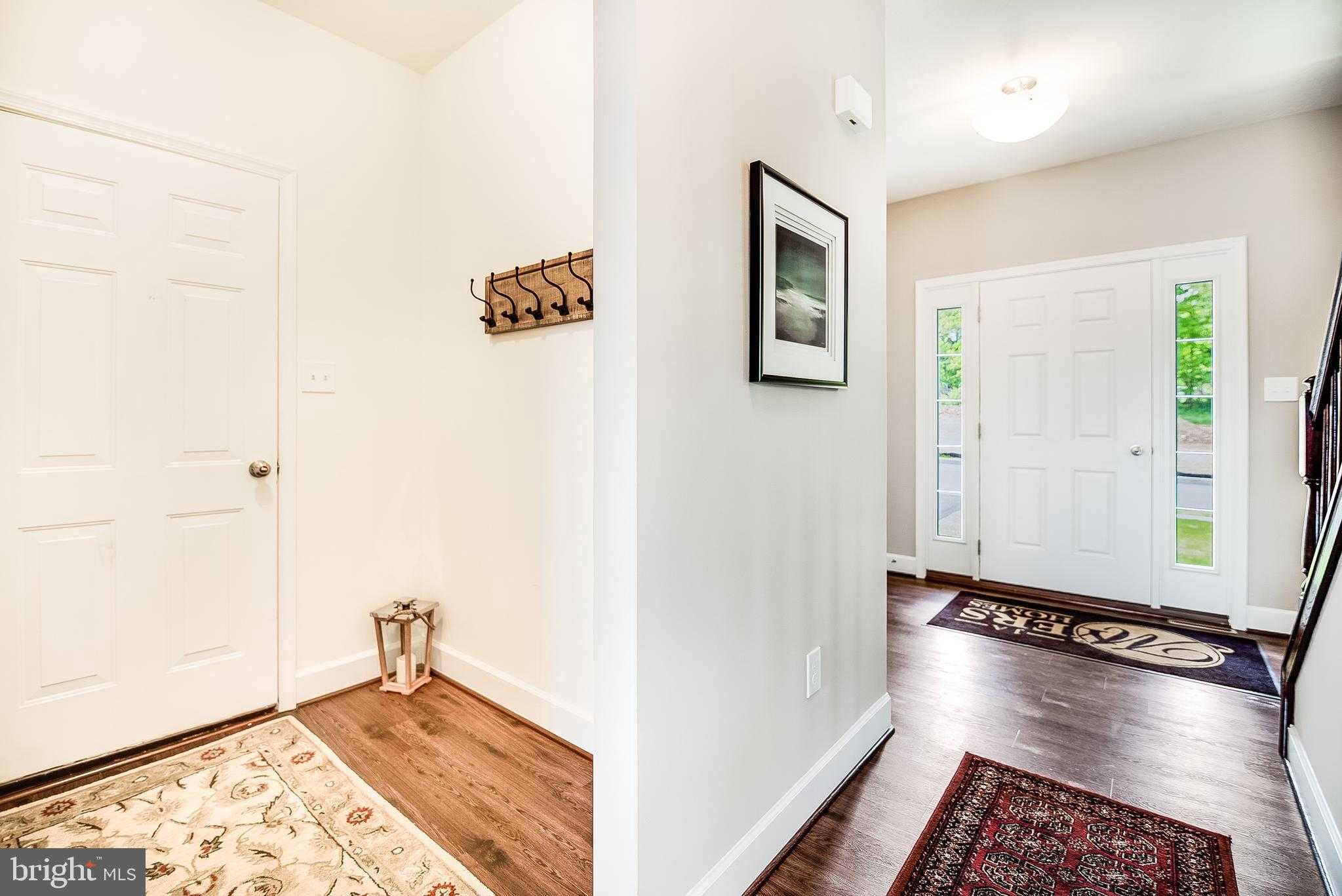 102 Piedmont Way photo 4