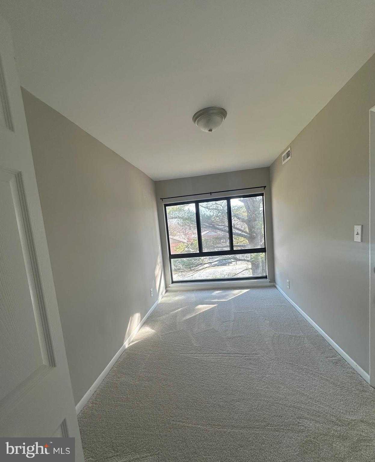 6091 Majors Ln photo 7