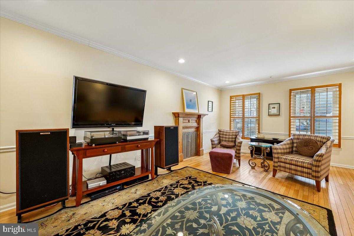 9742 Duffer Way photo 6