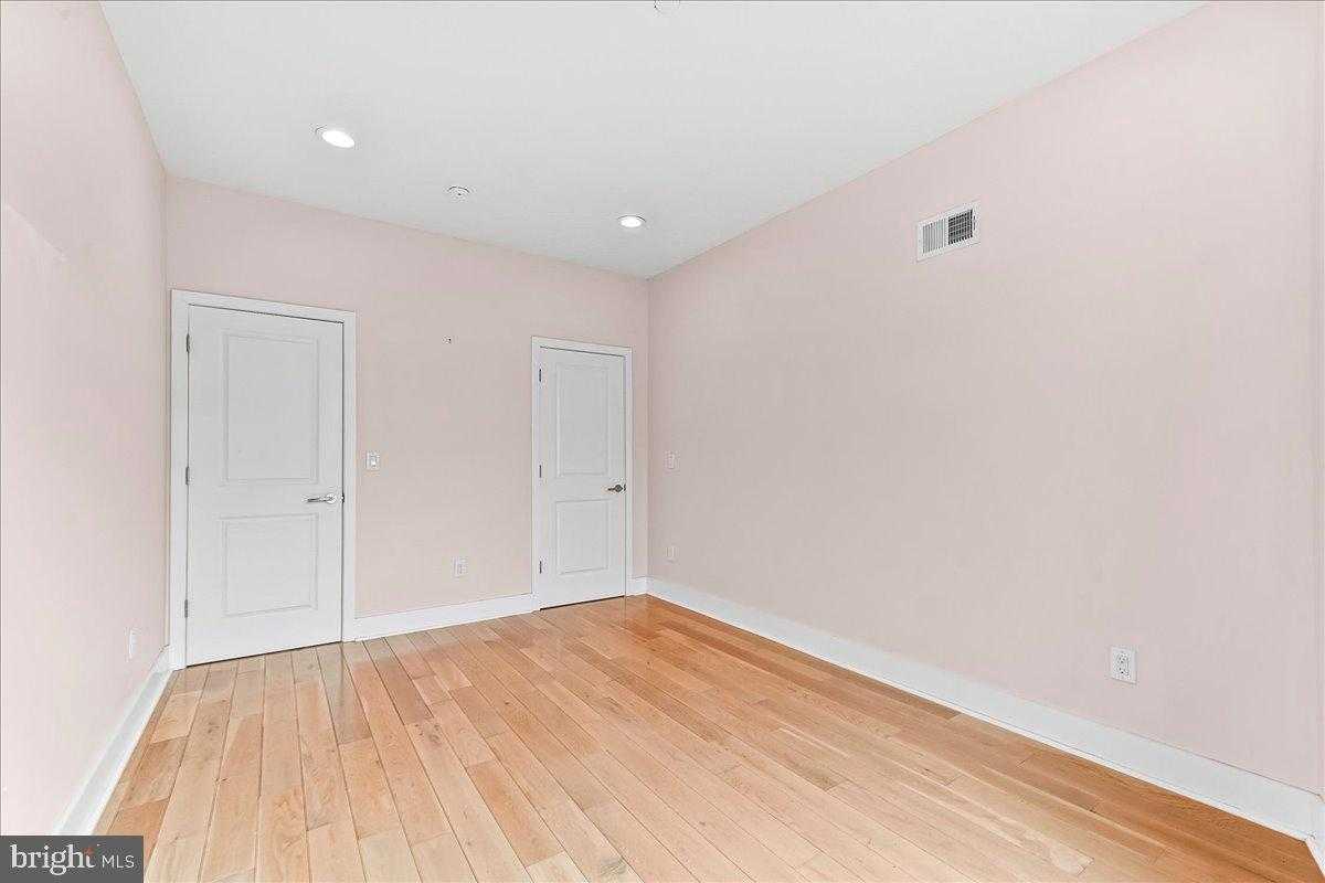 2615 E Letterly St photo 14