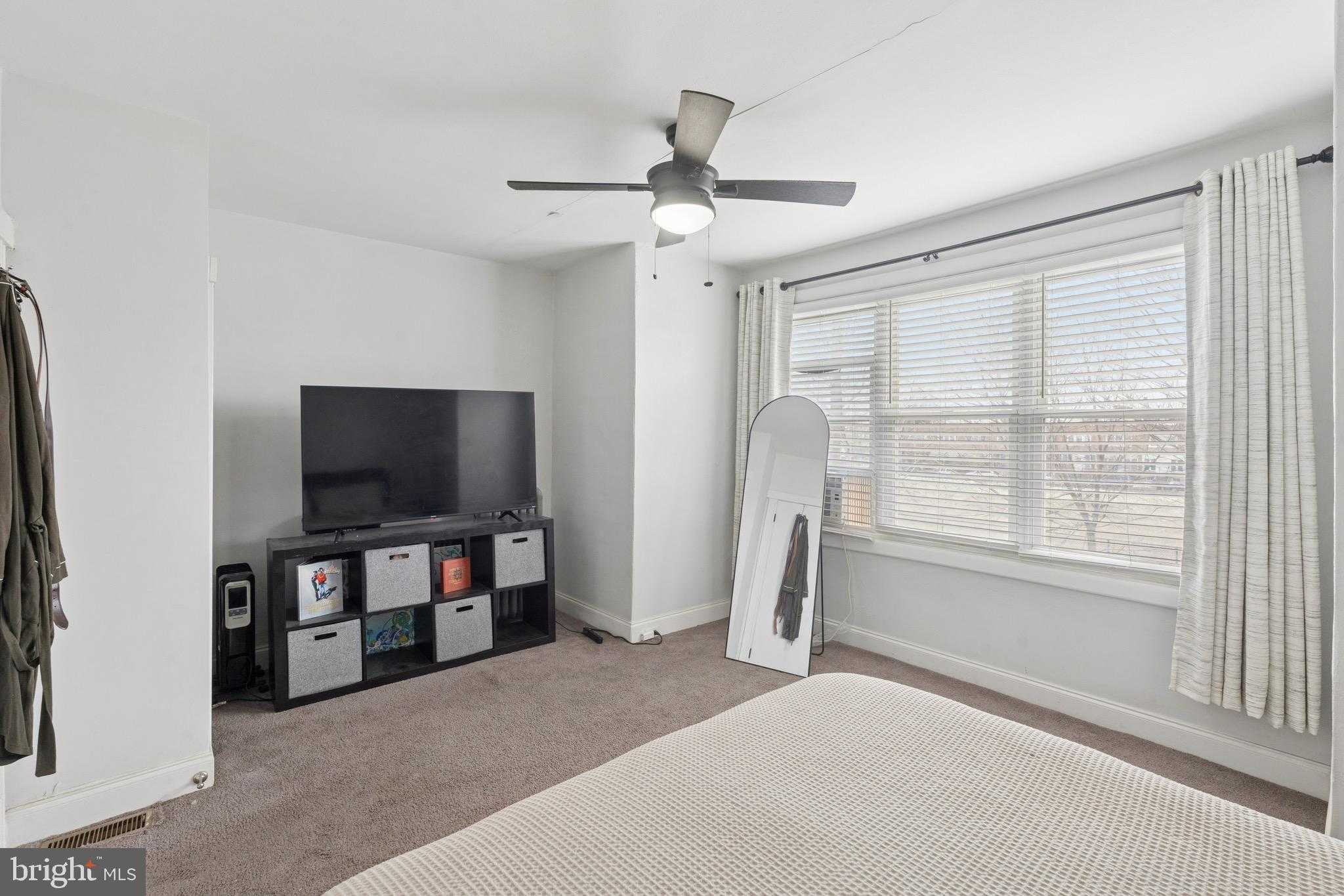 6532 Hegerman St photo 12