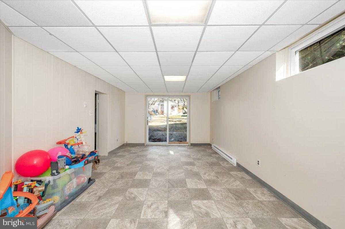 104 Cypress St photo 40