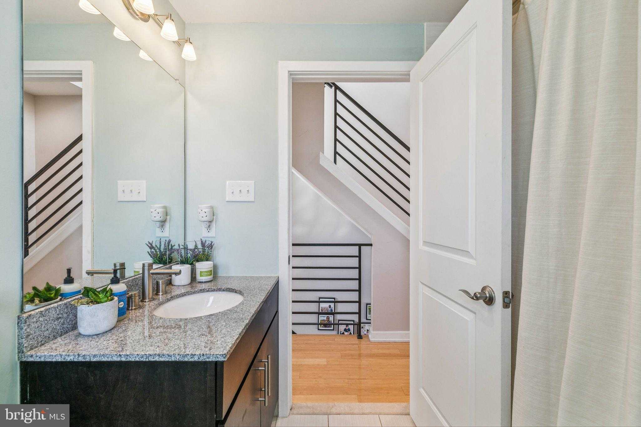 2400 Madison Sq photo 25