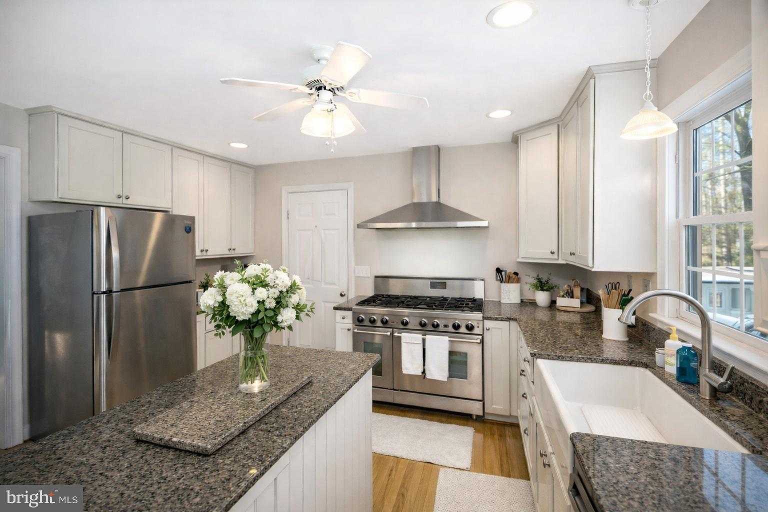 715 Sawdust Dr photo 38