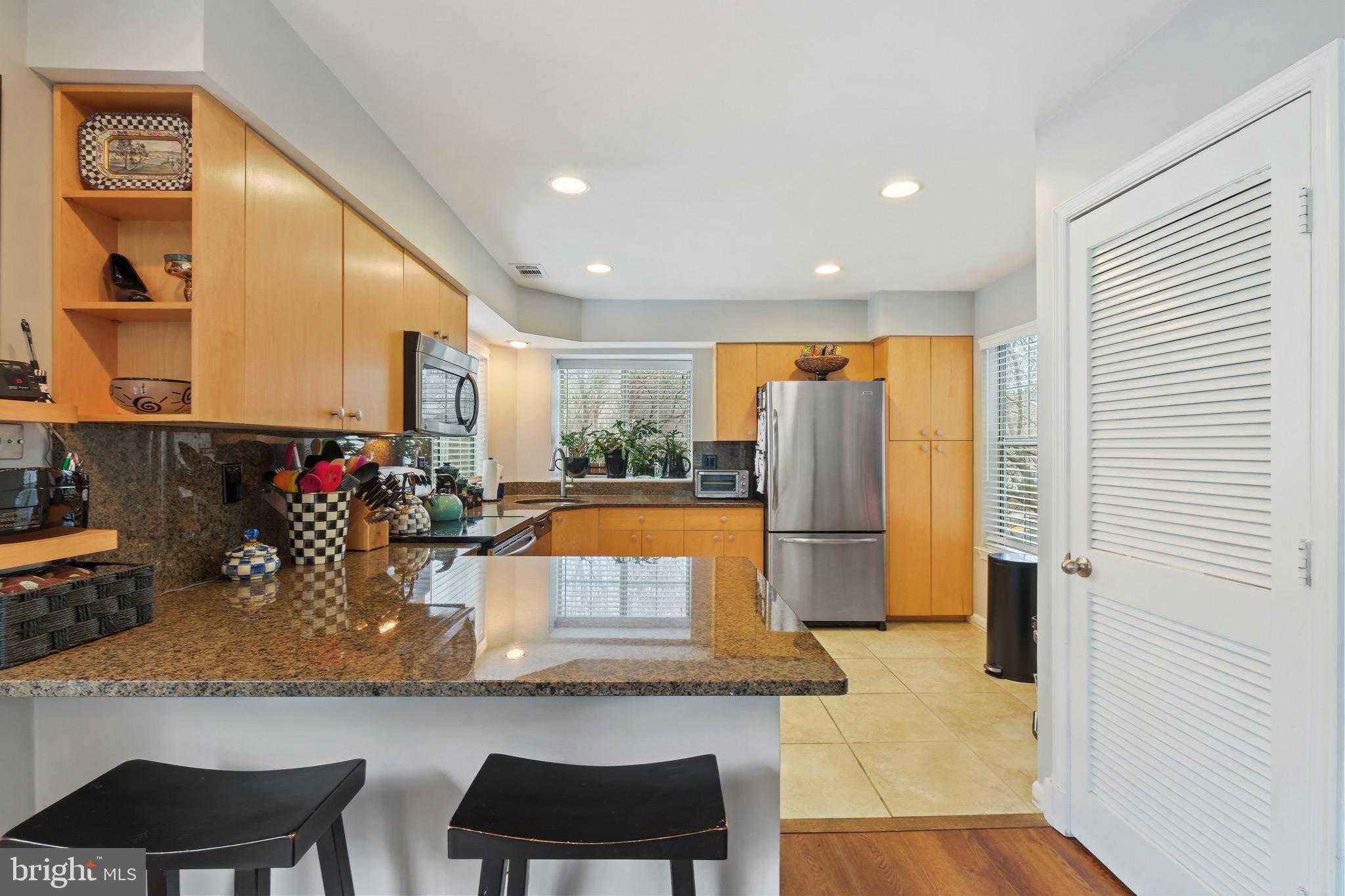 5916 Barbados Pl photo 3