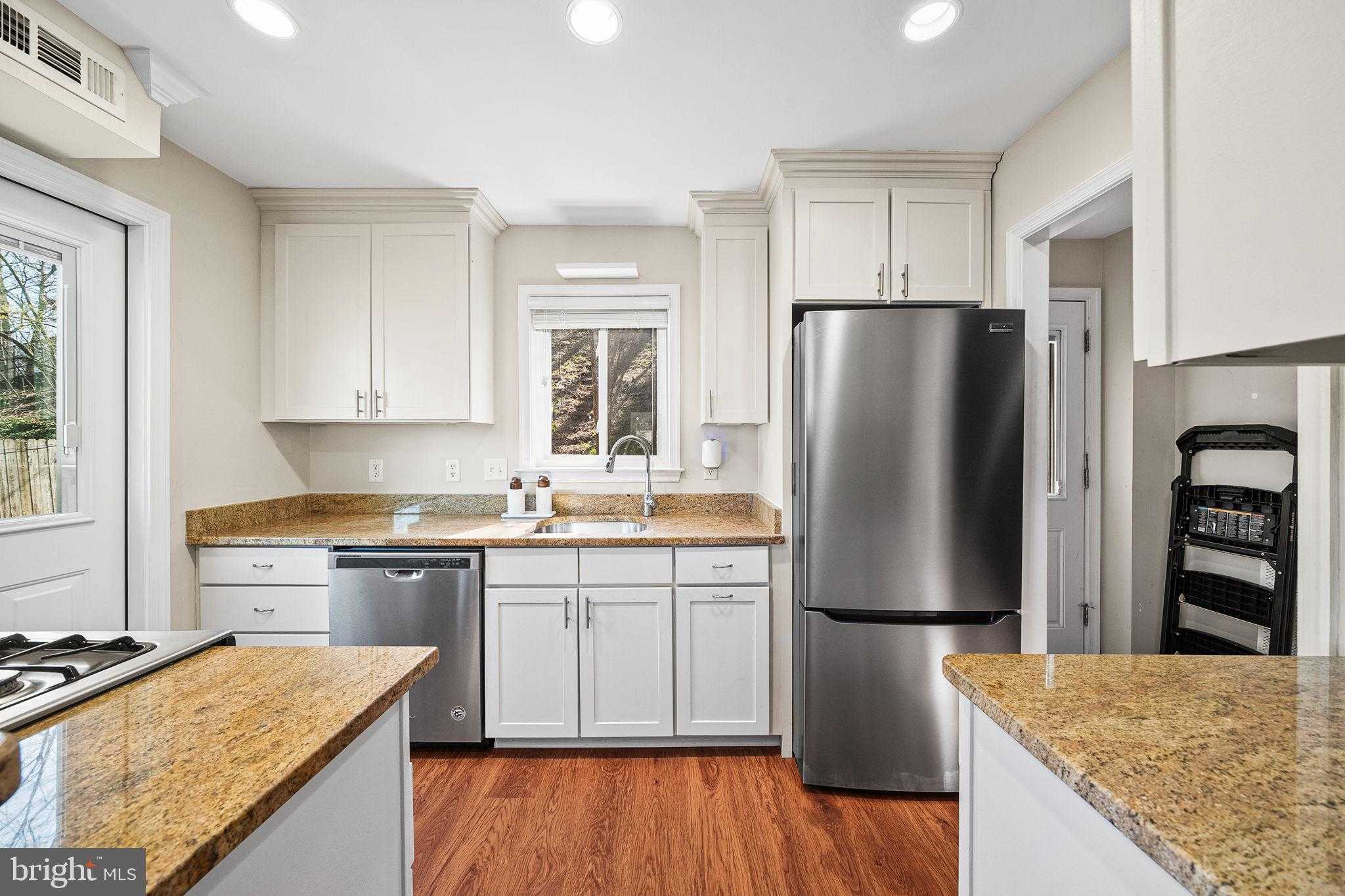 5873 Blaine Dr photo 5