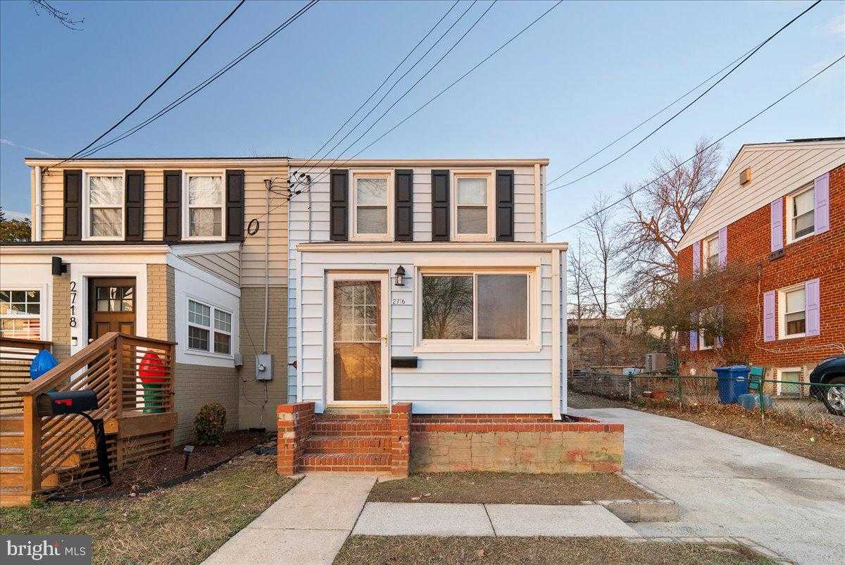 2716 Jefferson Dr photo 2