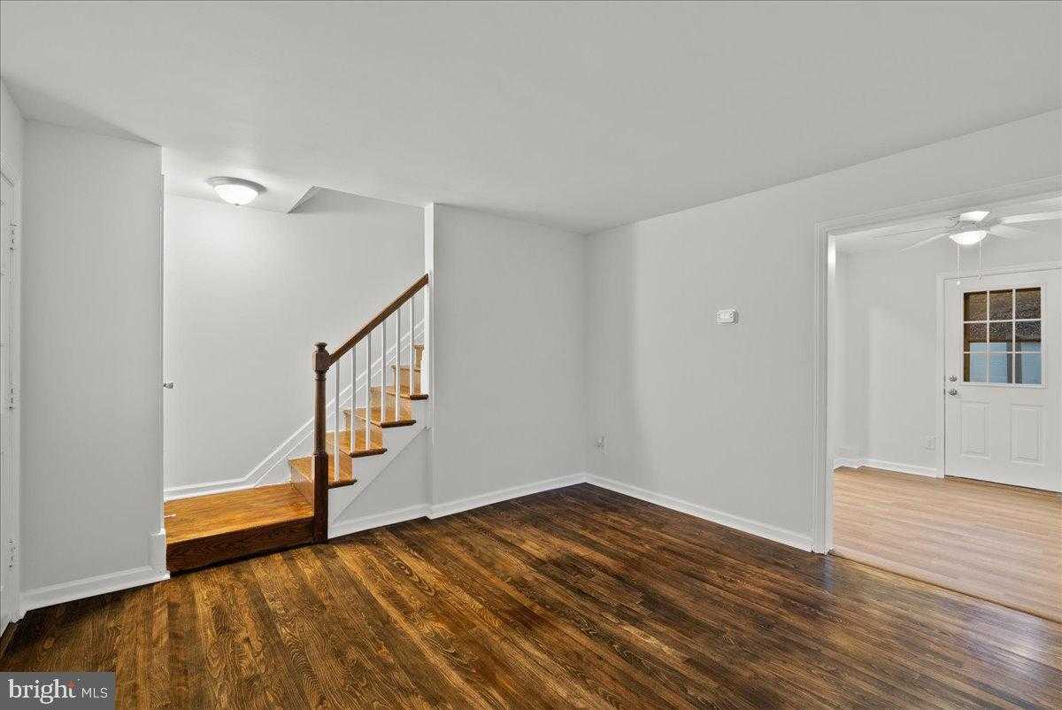 2716 Jefferson Dr photo 4