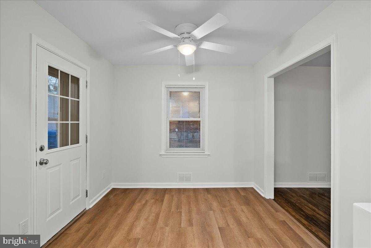 2716 Jefferson Dr photo 8