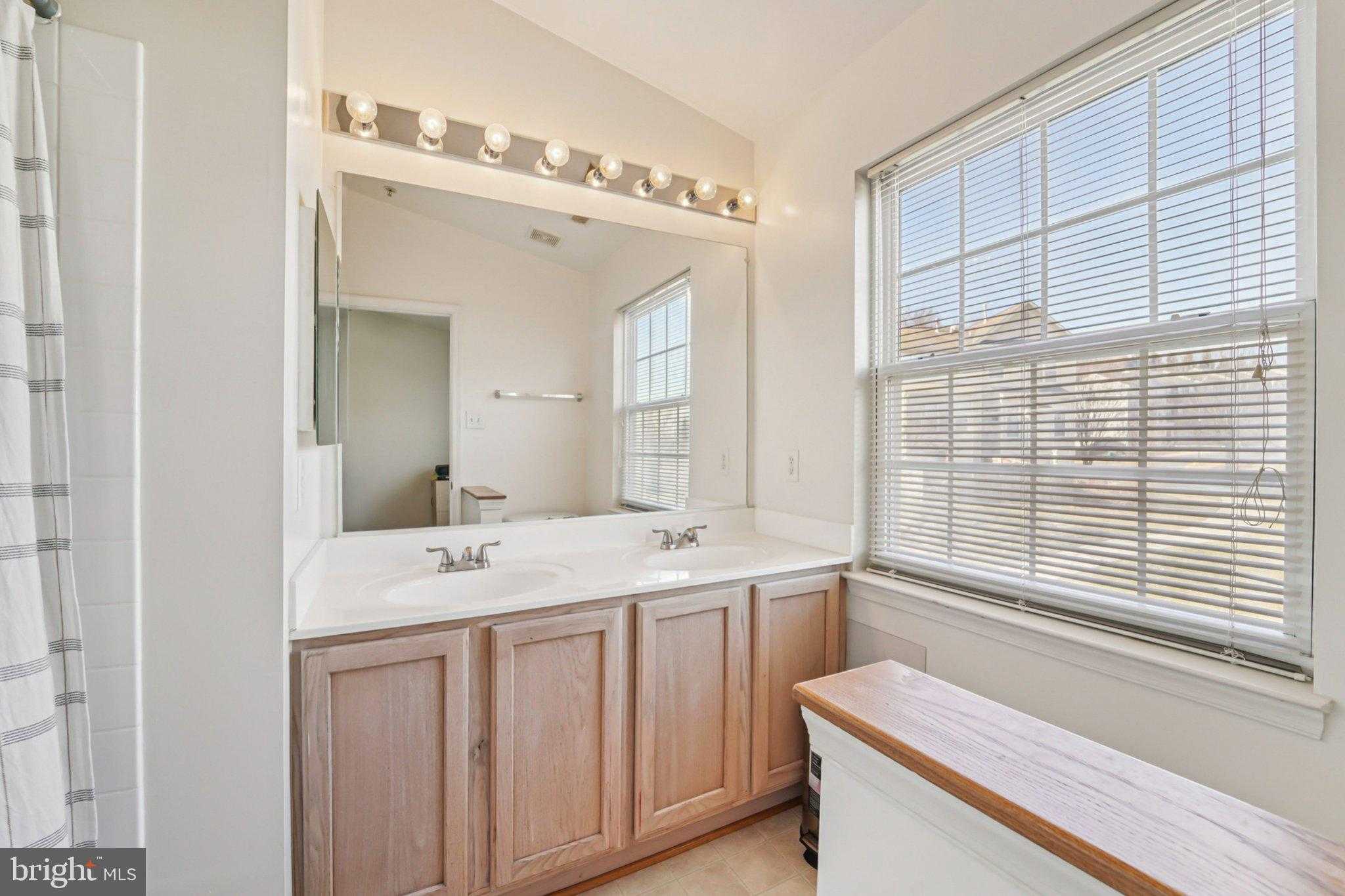 512 Ellison CT photo 21