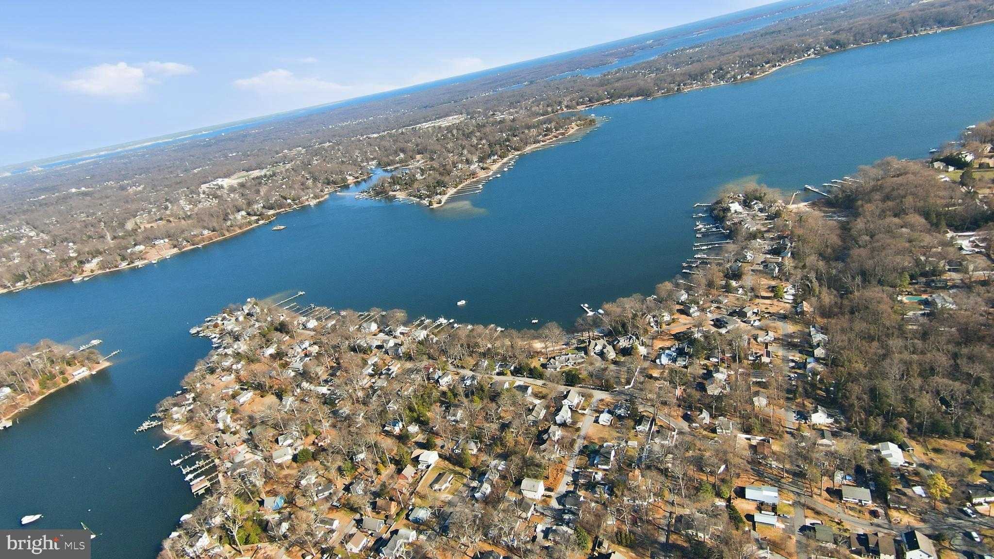 764 N Riverside Dr photo 59