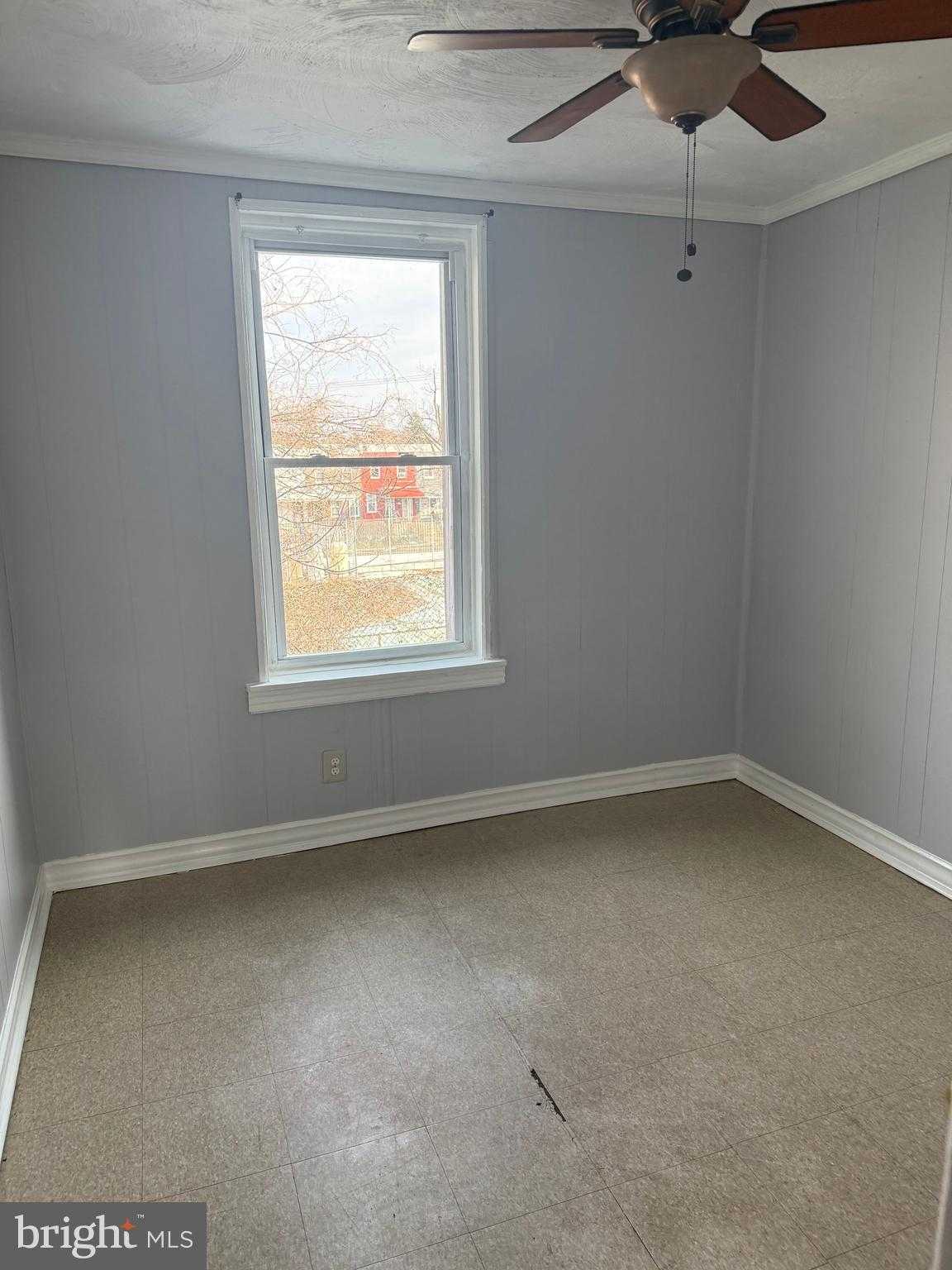 5753 N Beechwood St photo 17