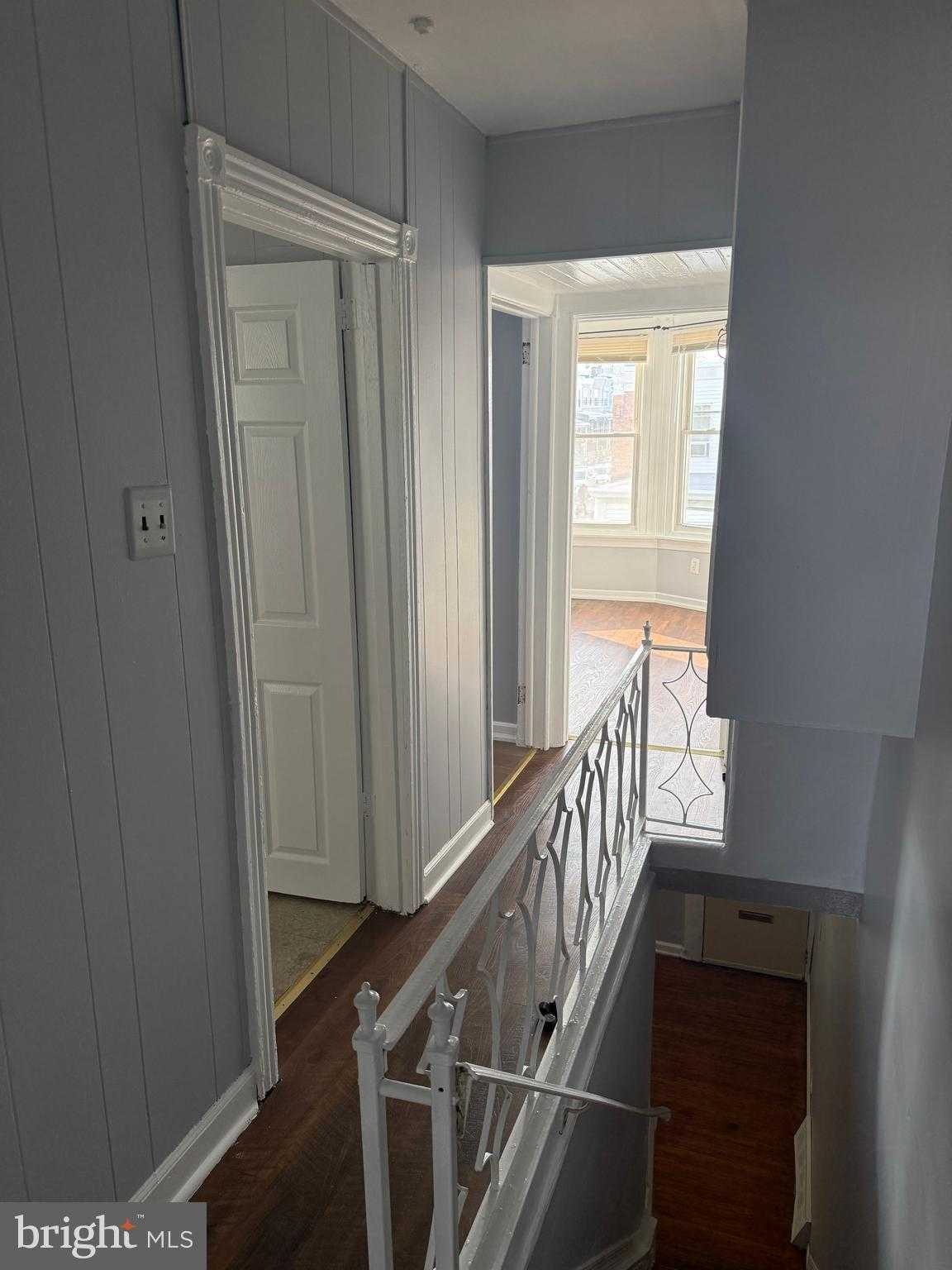 5753 N Beechwood St photo 30