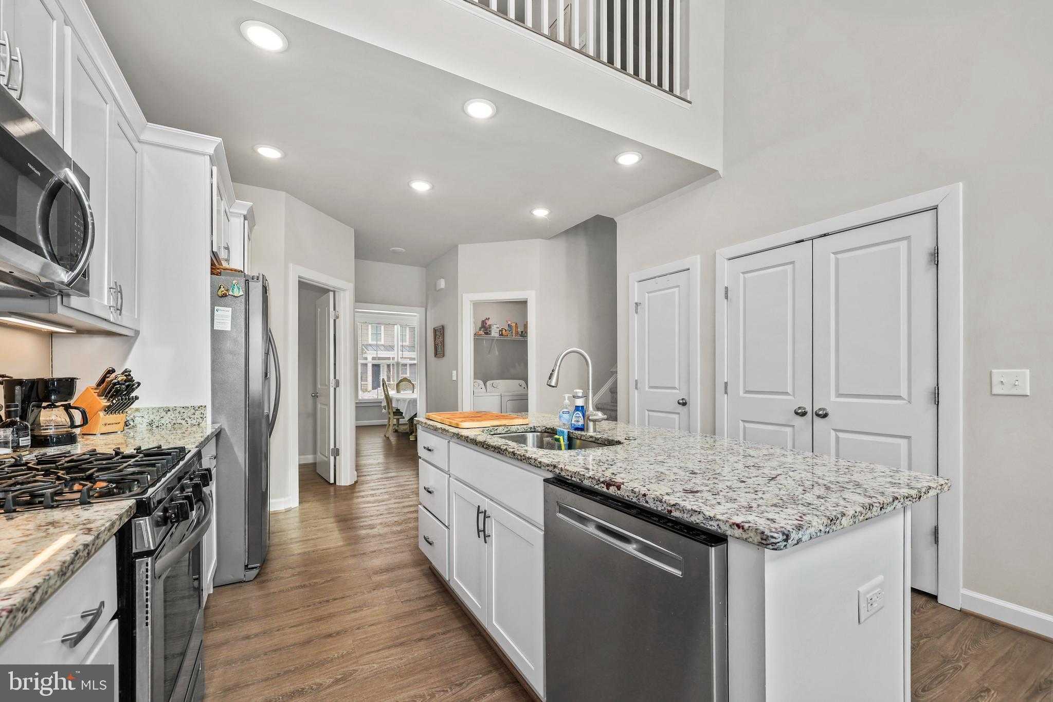 5712 Finley Rose CT photo 7