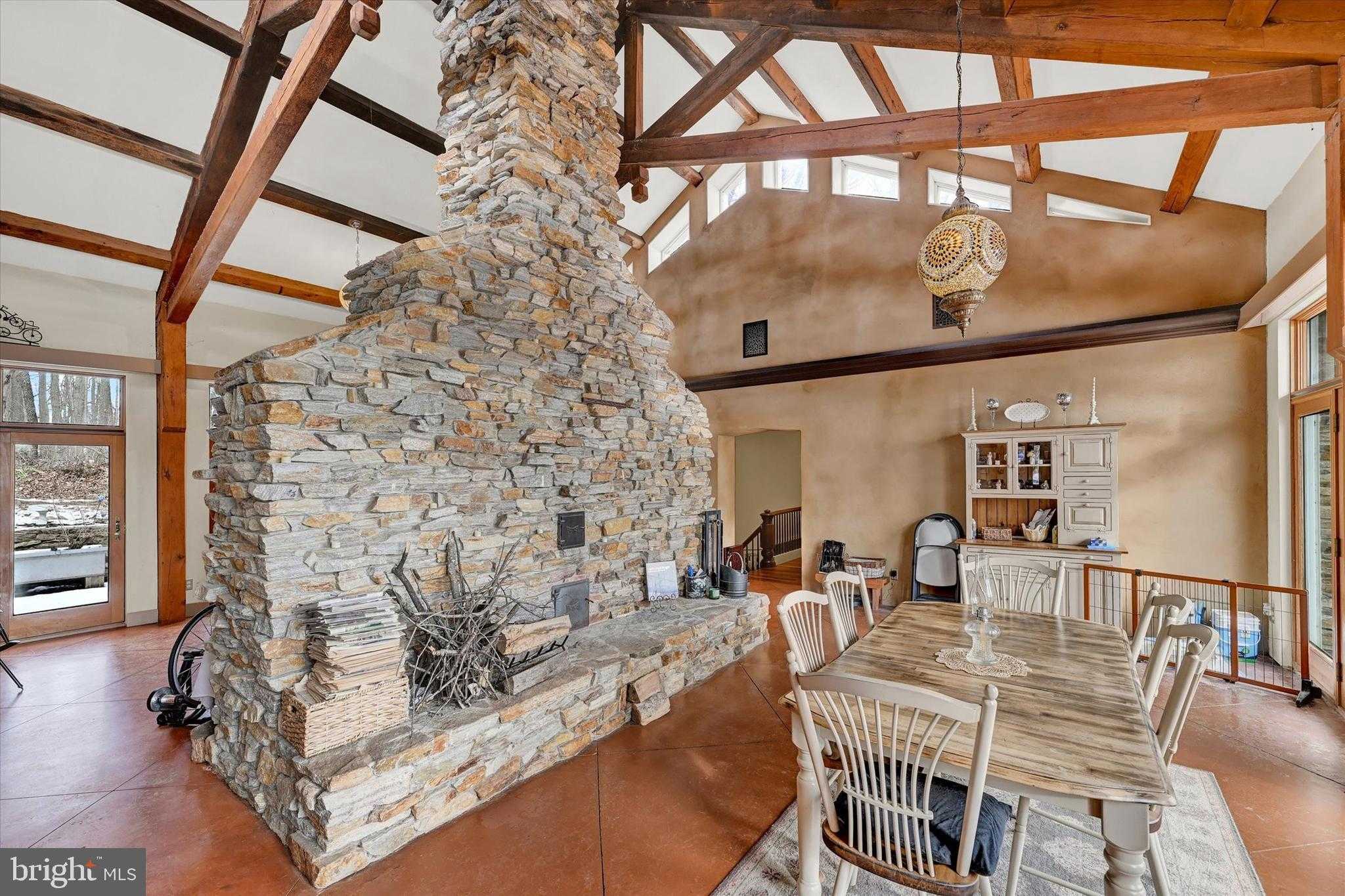 8272 Woodbine Rd photo 21