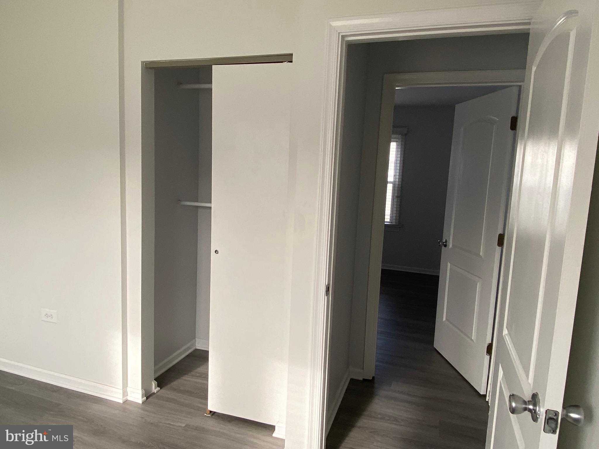 52 Circle Ave photo 12