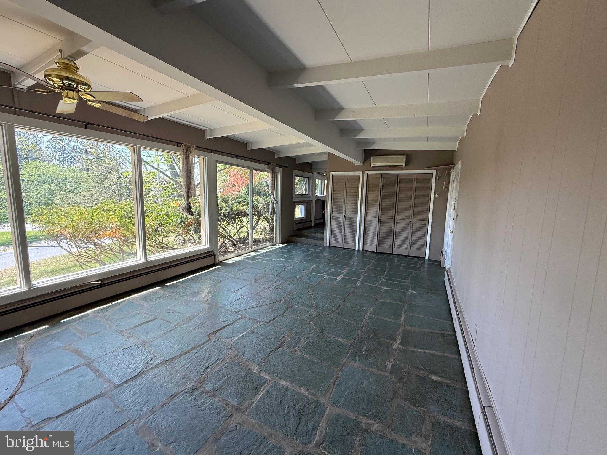 4300 Meadowcrest Rd photo 15