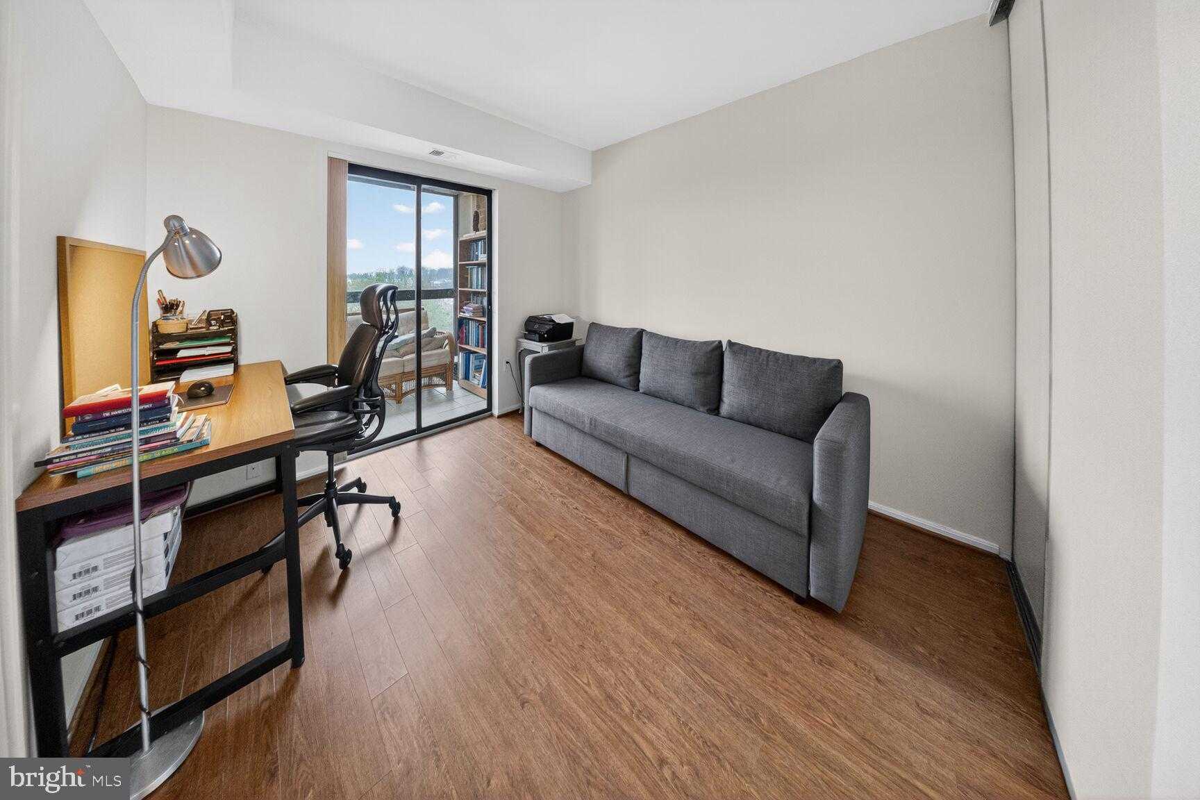 15115 Interlachen Dr # 3-812 photo 21