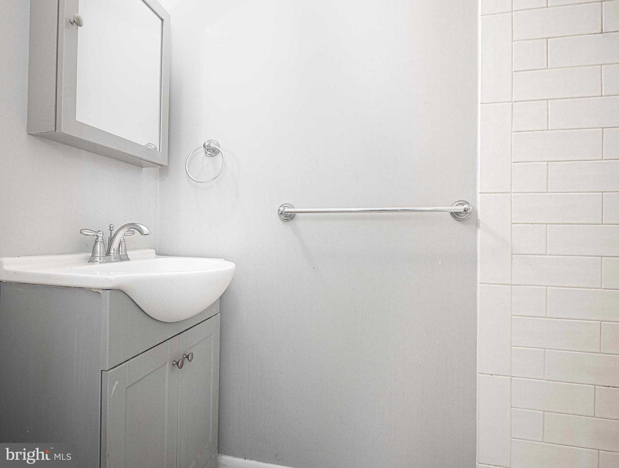 1155 Bayview Vis photo 19