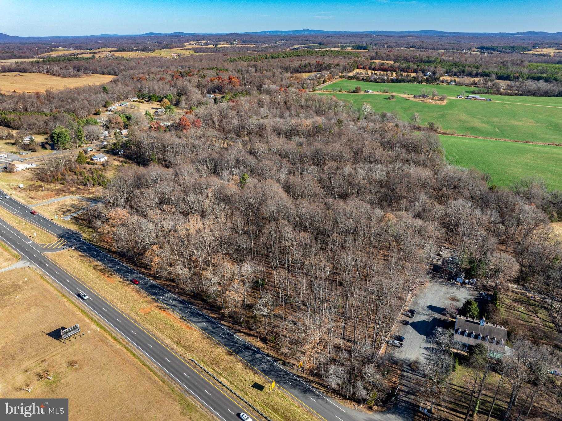 N Seminole Trl photo 3