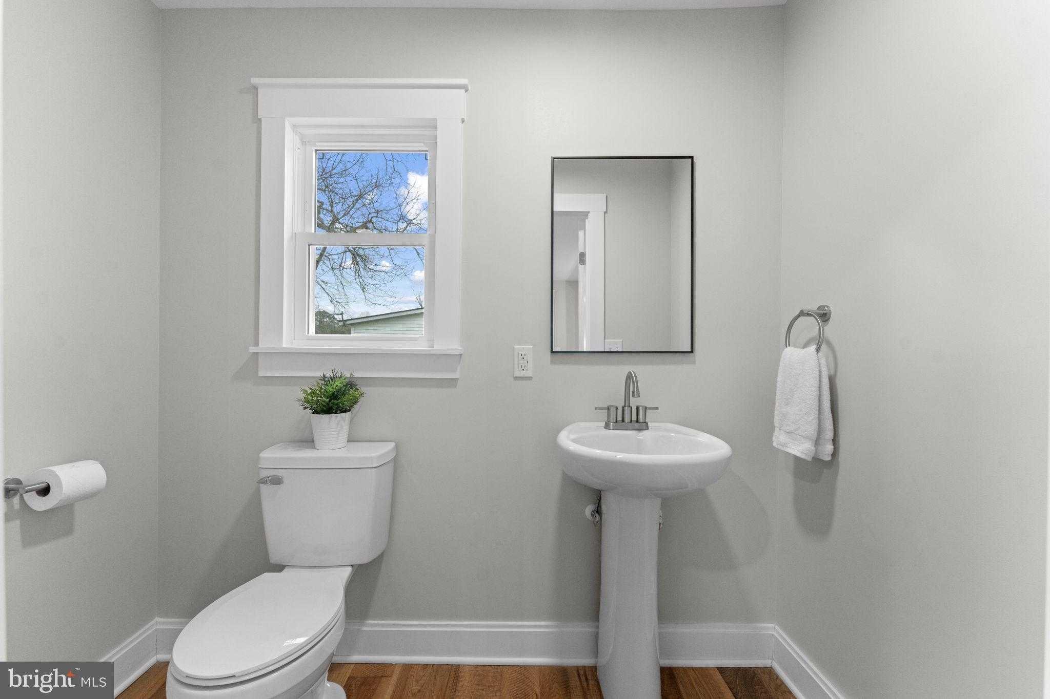 22393 Saint Clements Ave photo 20