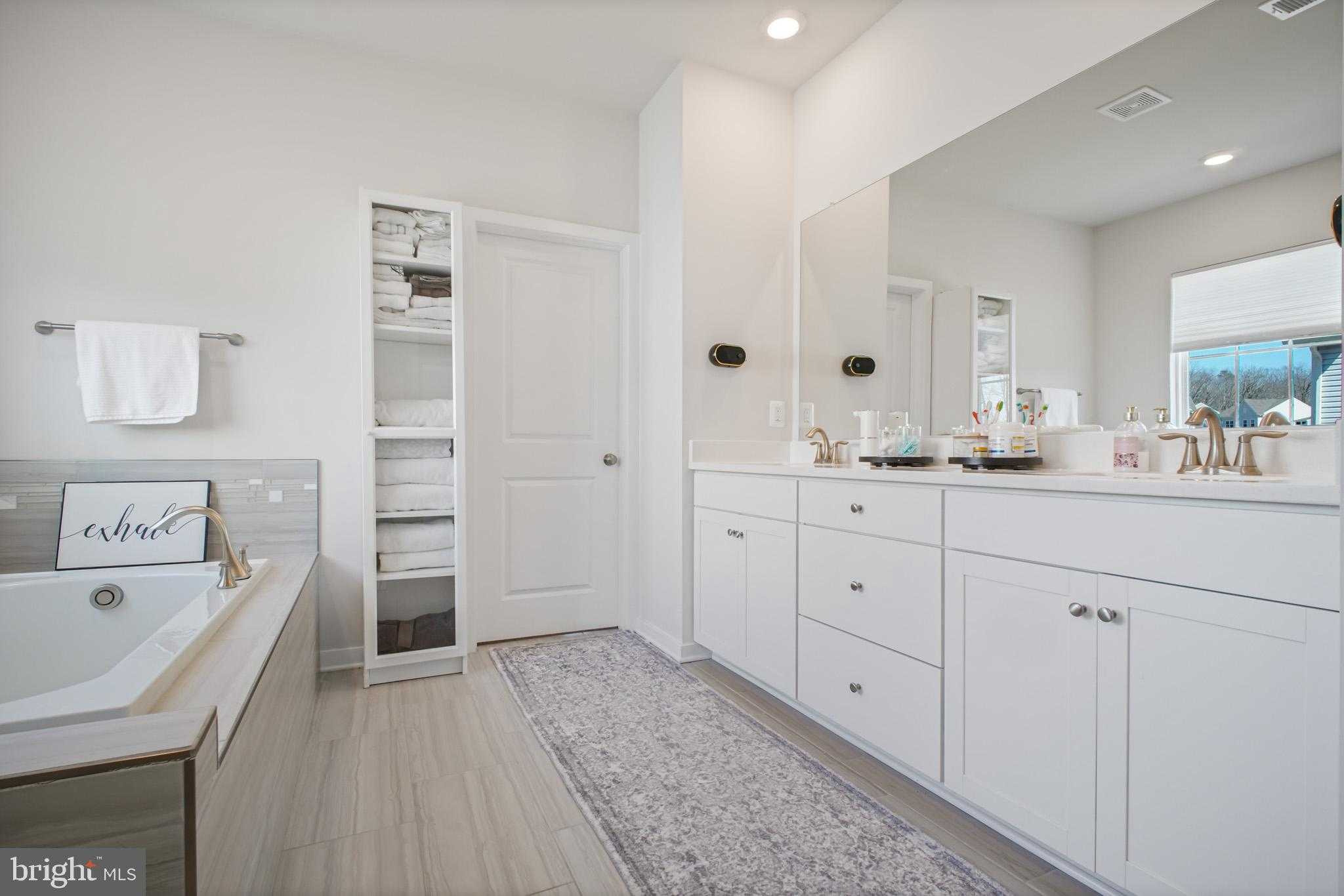 2094 Whithorn Hl photo 33