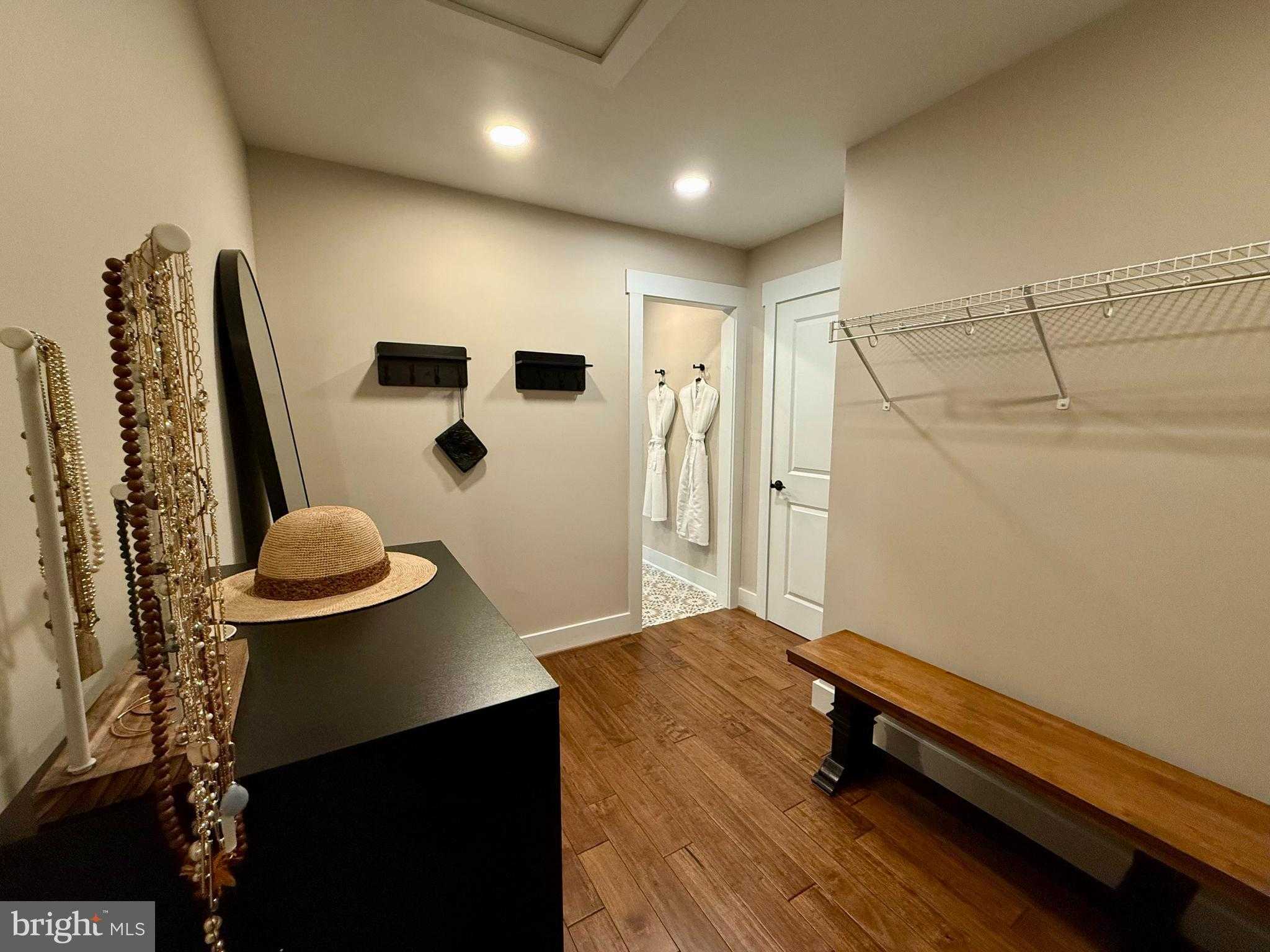 11423 Hayloft Ln photo 38