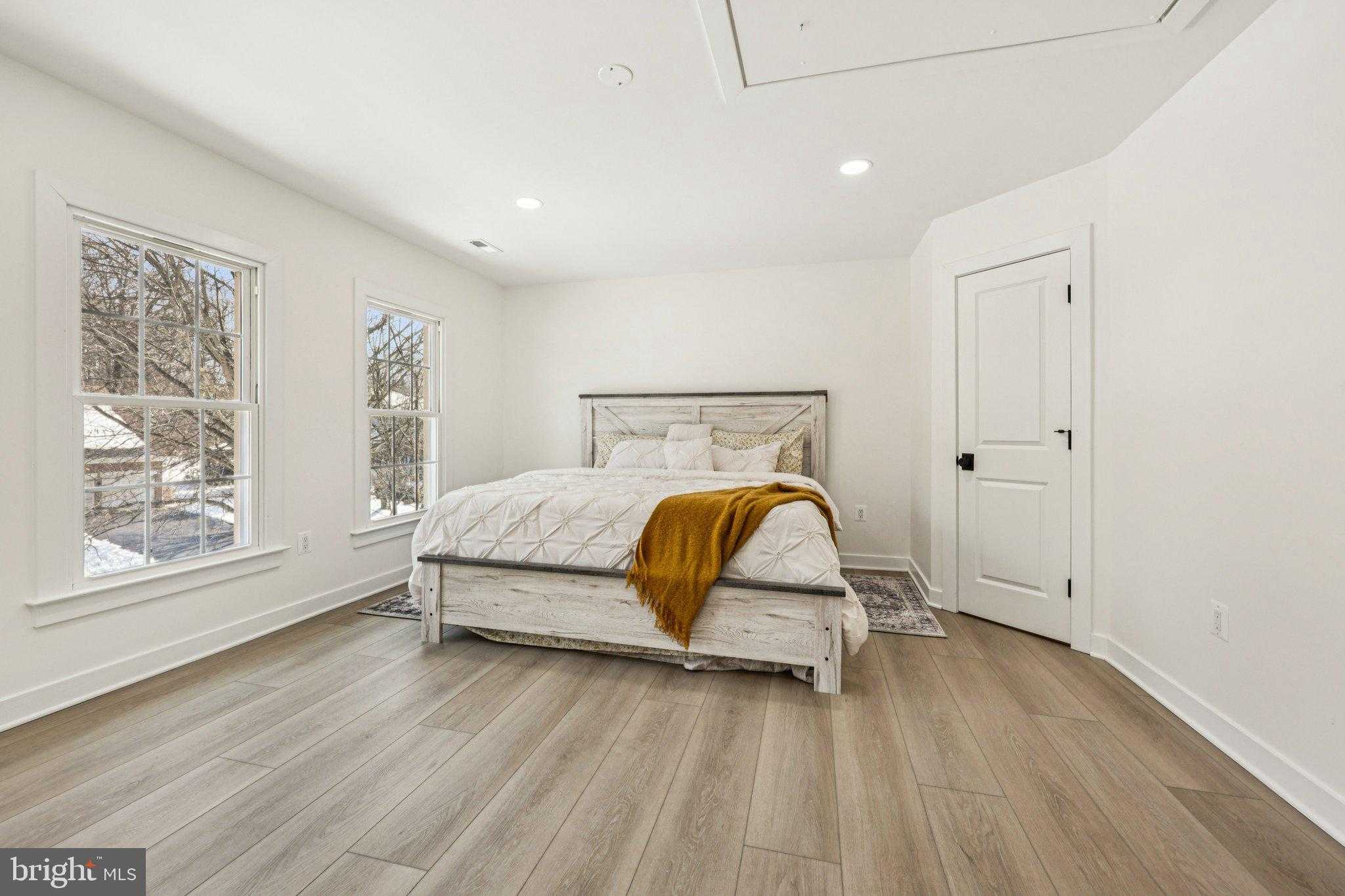 4702 Leighfield Valley Dr photo 43