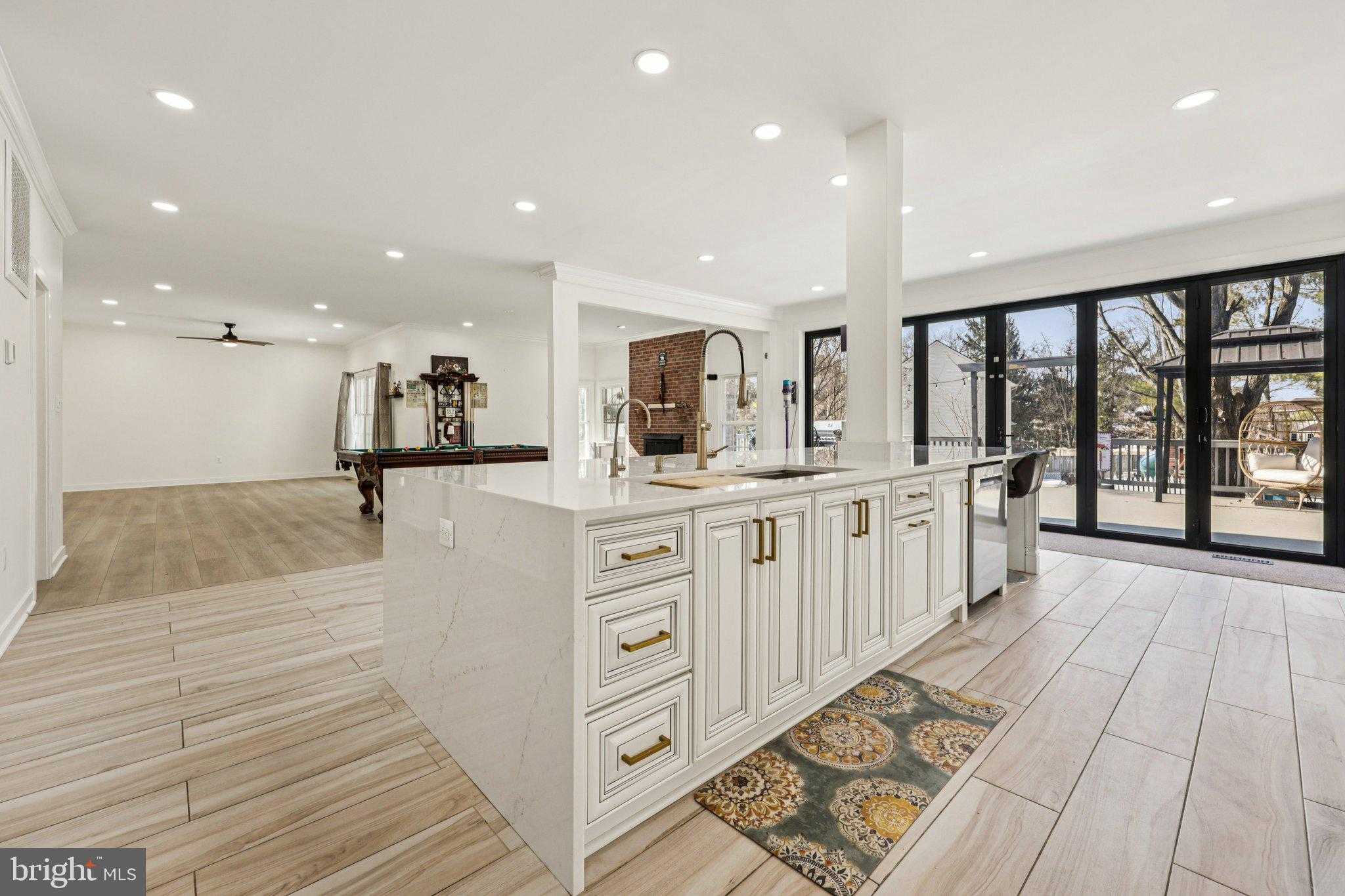 4702 Leighfield Valley Dr photo 5