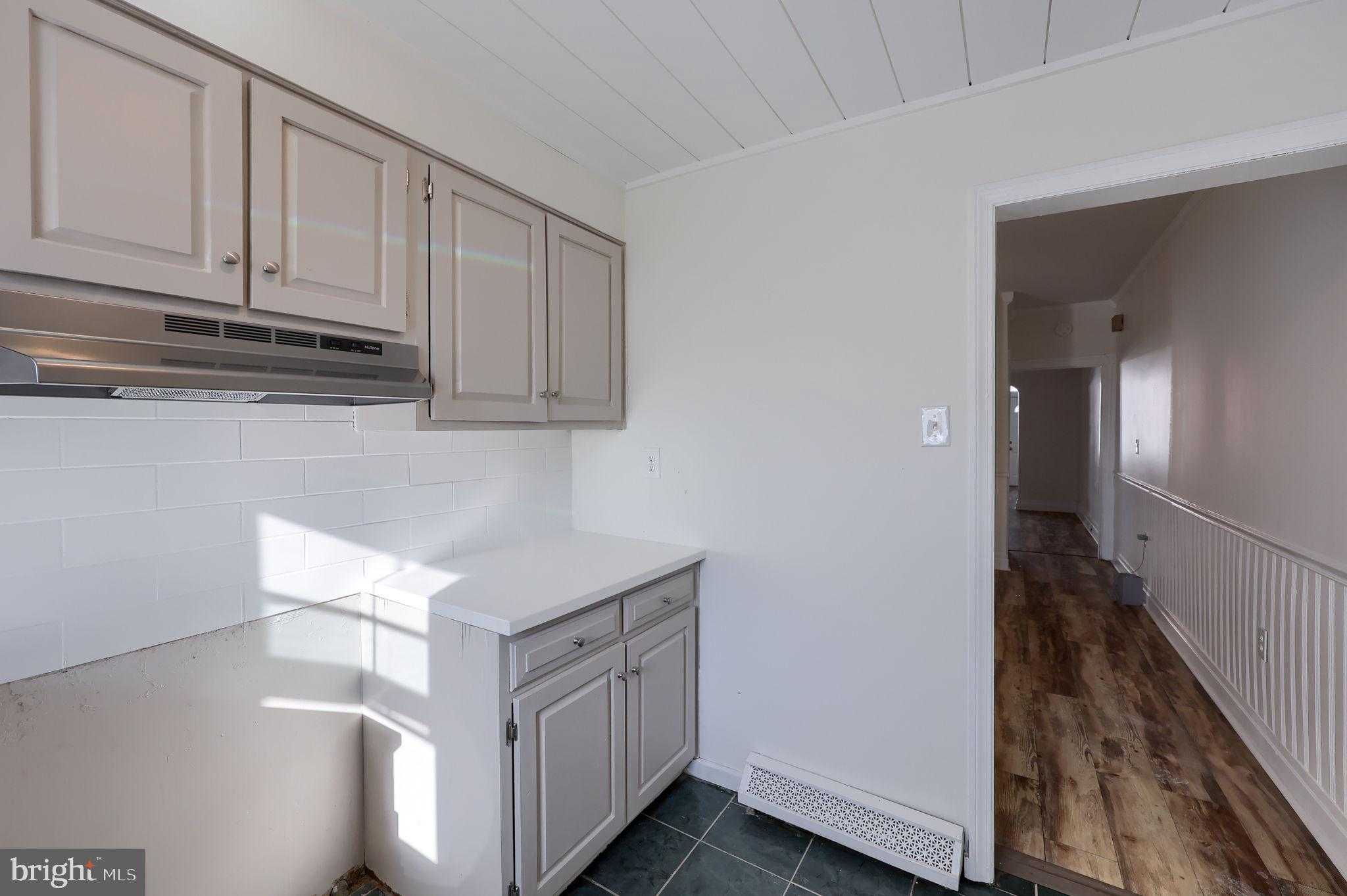 44 Lehman St photo 20