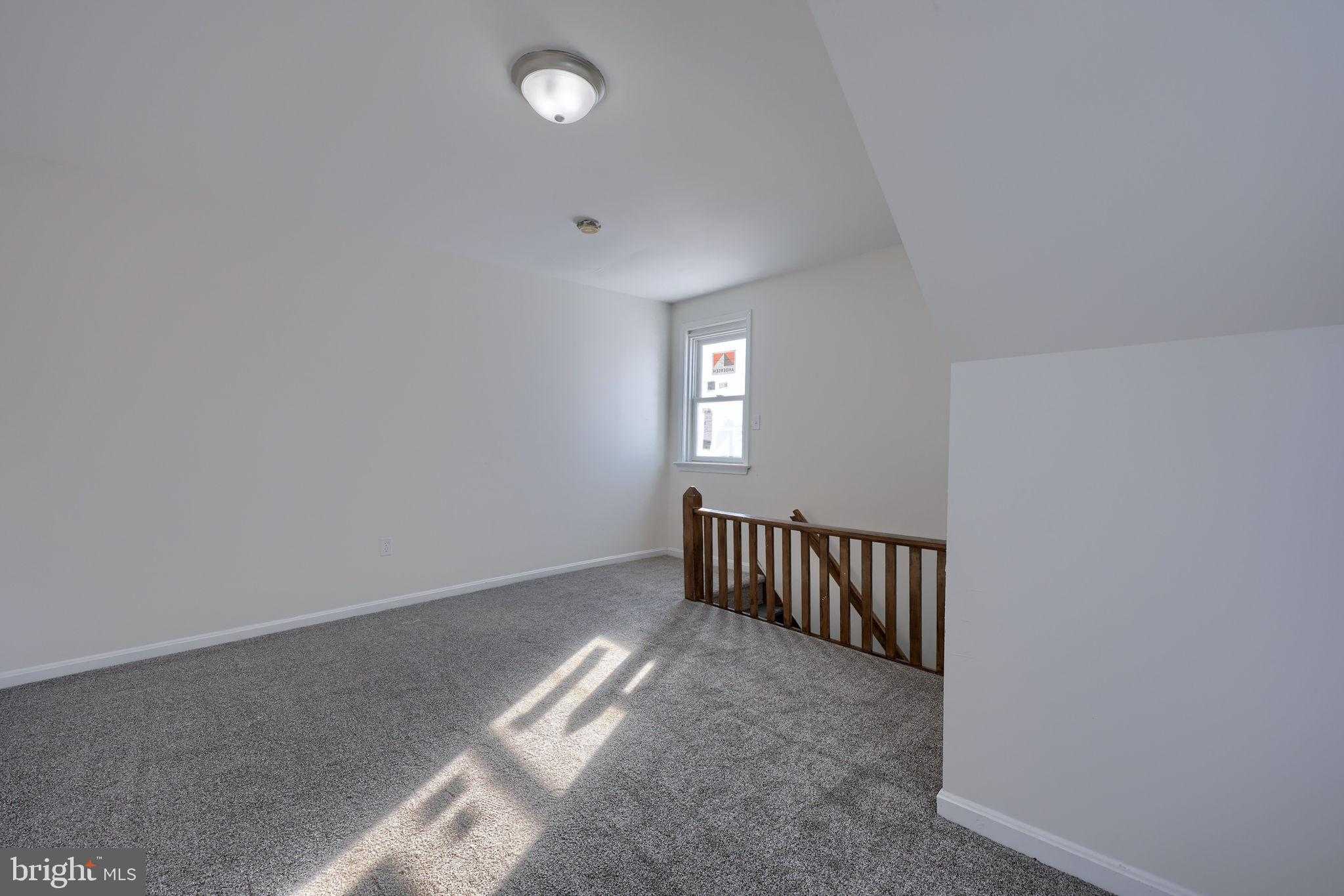 44 Lehman St photo 34