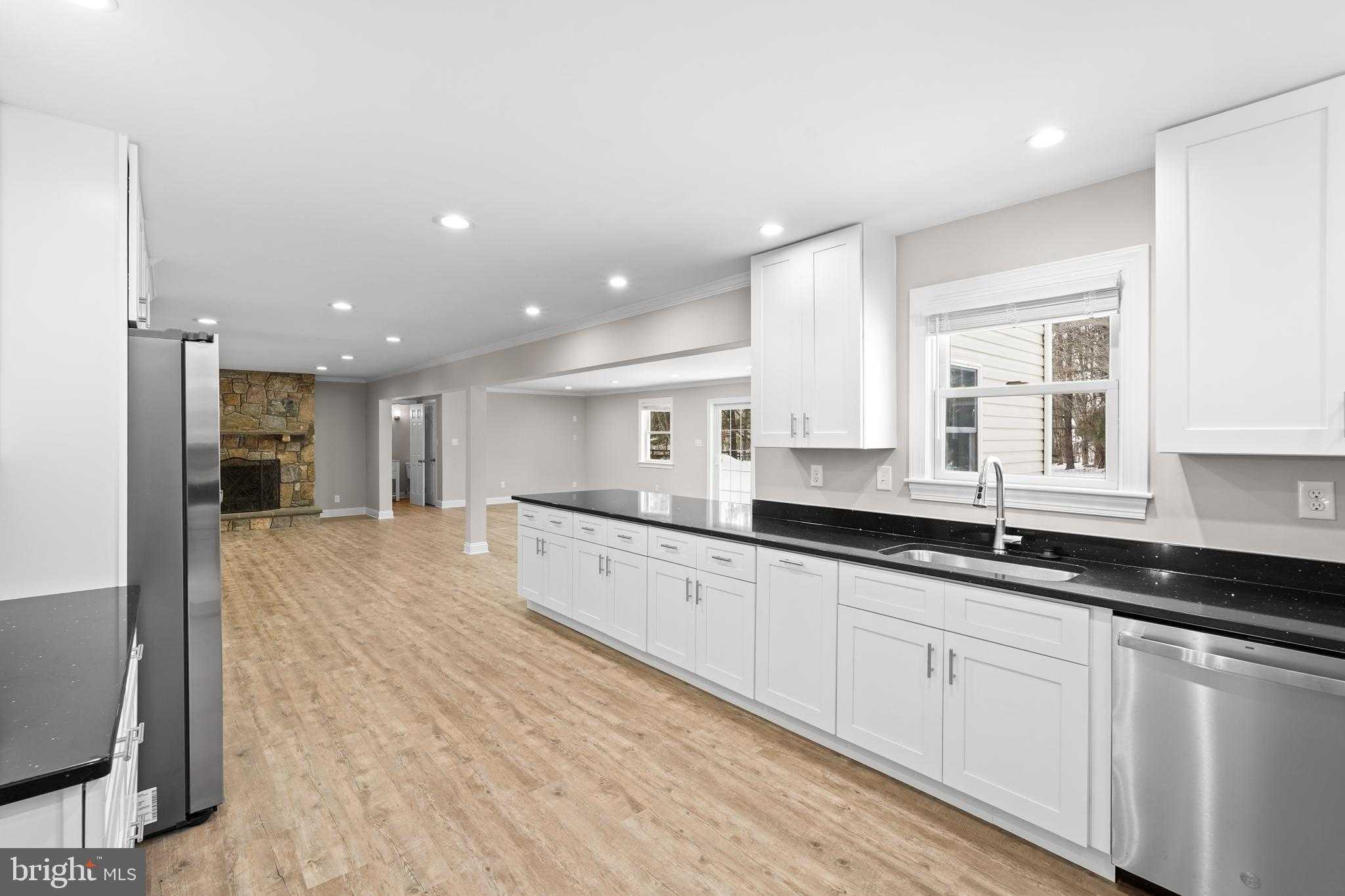 3415 Jennings Chapel Rd photo 3