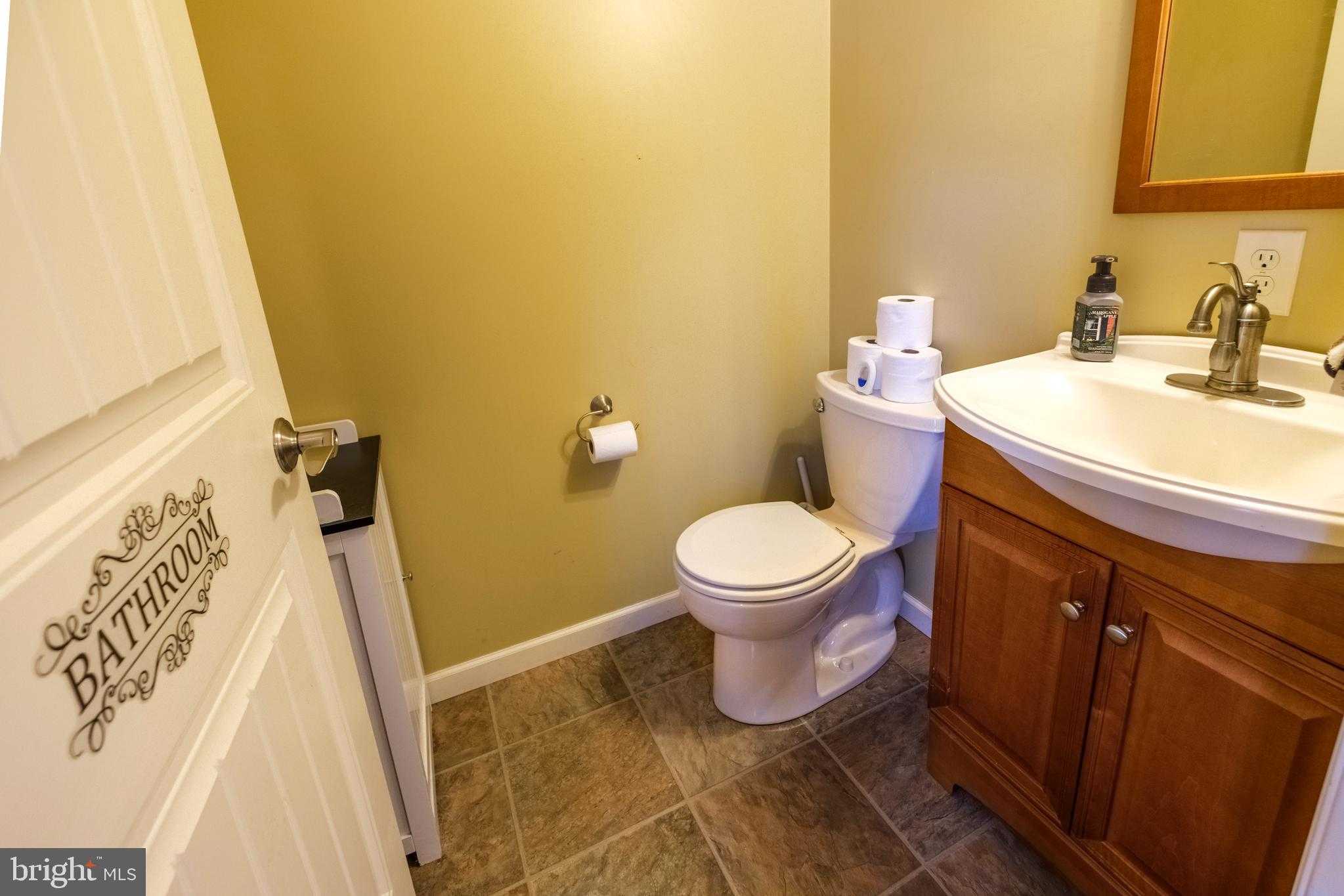 145 Grove Ln photo 17