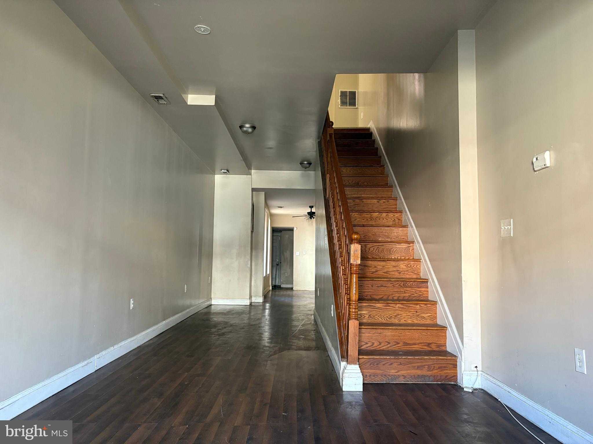 903 Washington Blvd photo 3