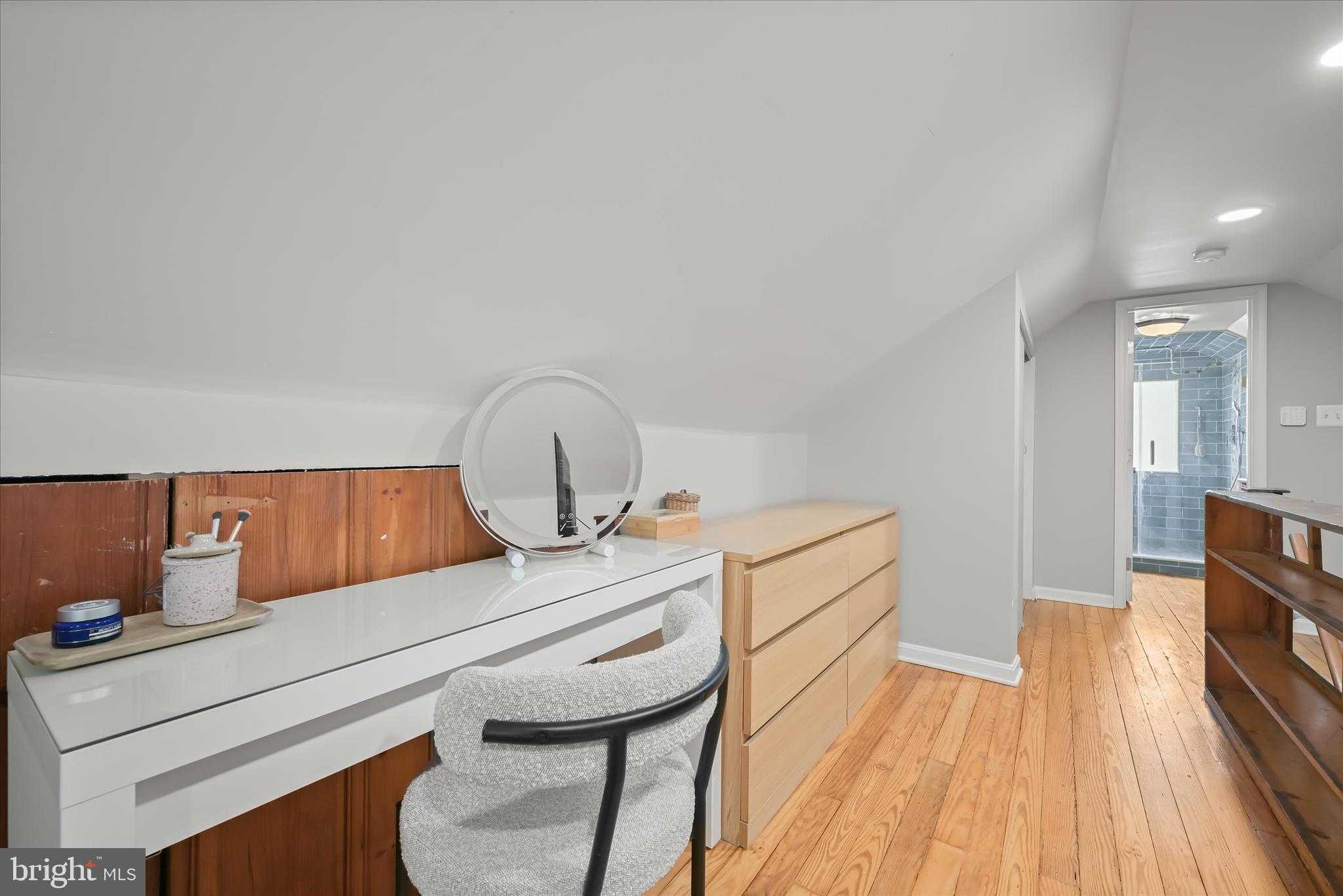 5521 Willys Ave photo 27