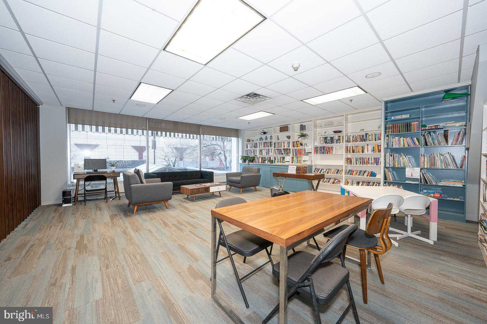 1900 John F Kennedy Blvd photo 13