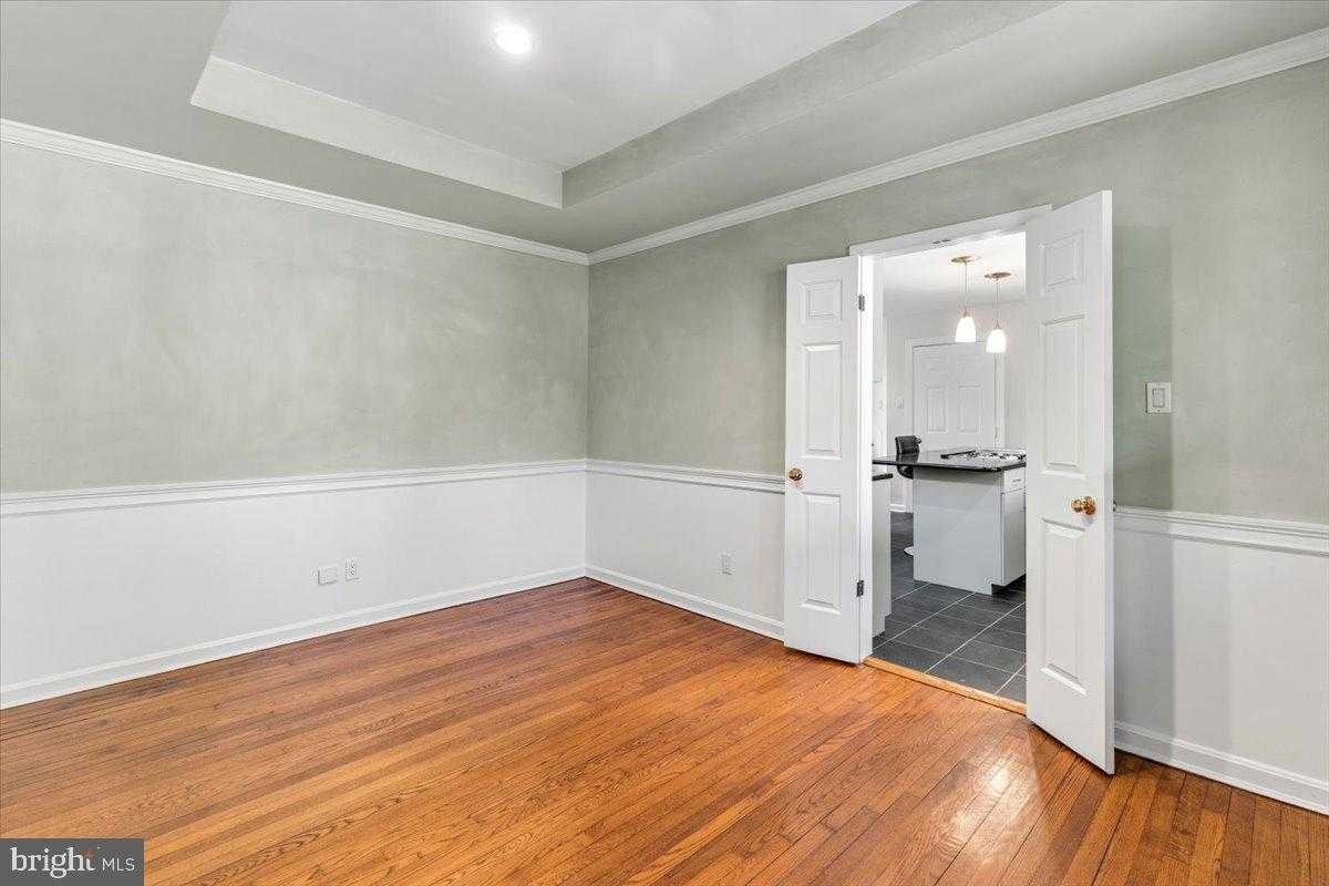 6515 Old Chesterbrook Rd photo 10