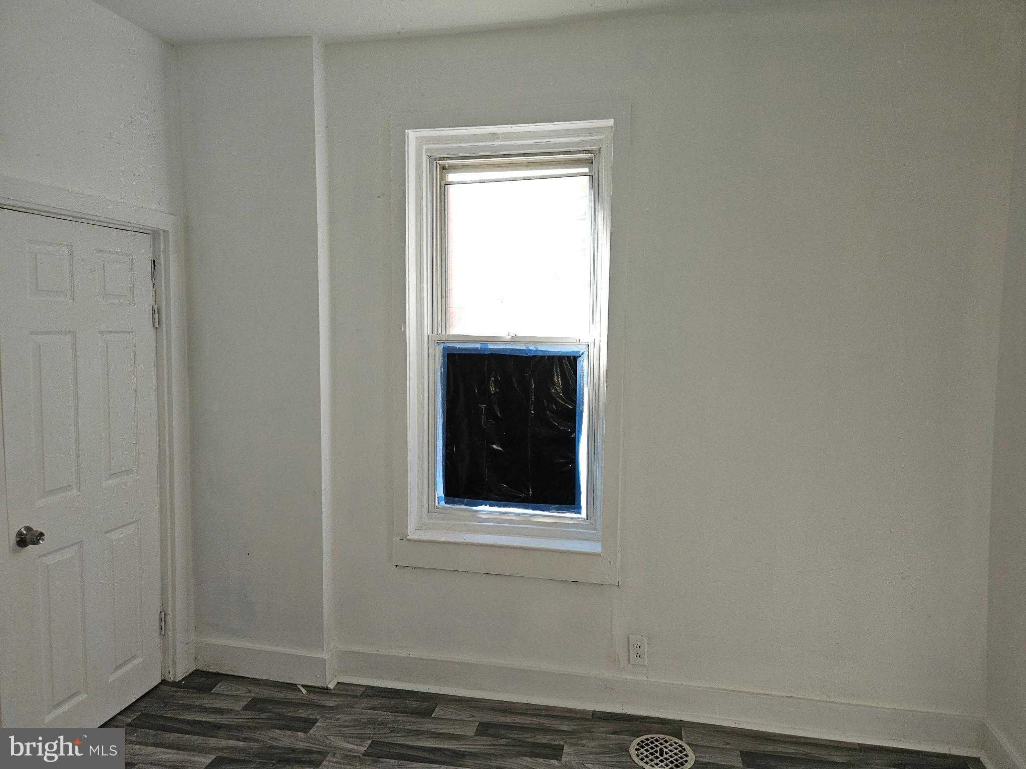 522 W Westmoreland St photo 25