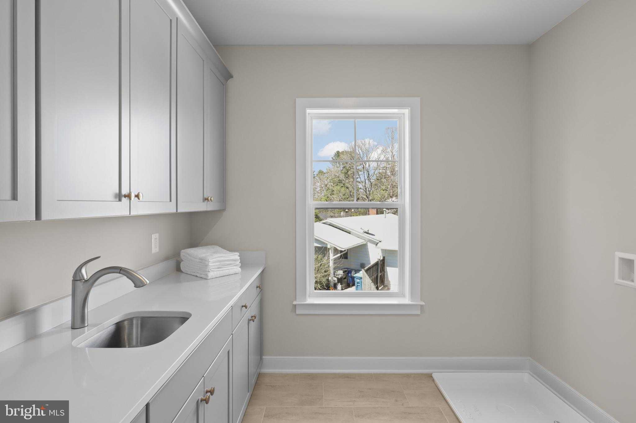 9211 Kilmarnock Dr photo 70