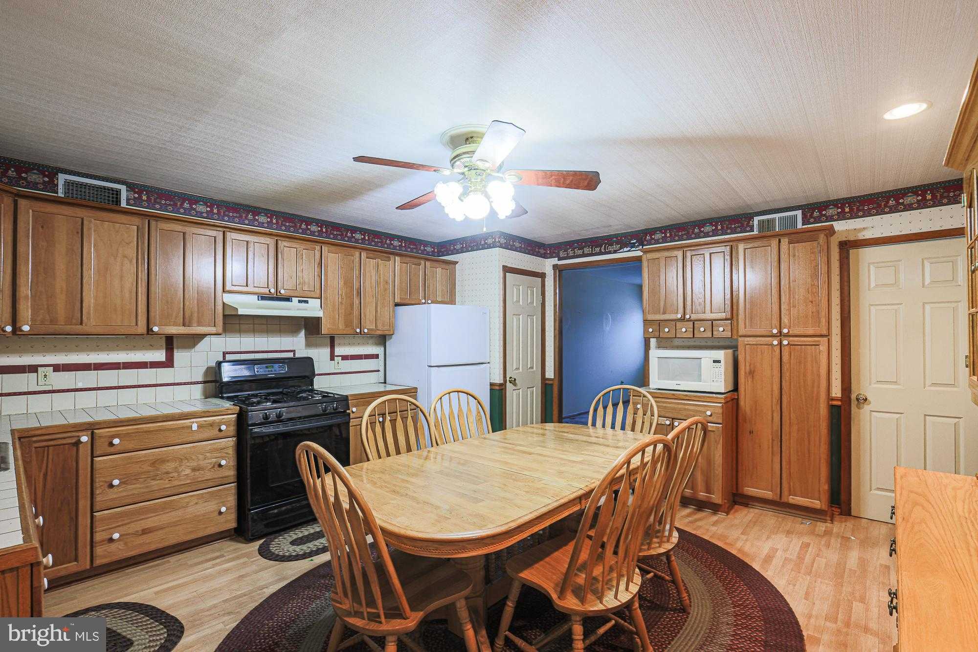 1305 Delvale Ave photo 8