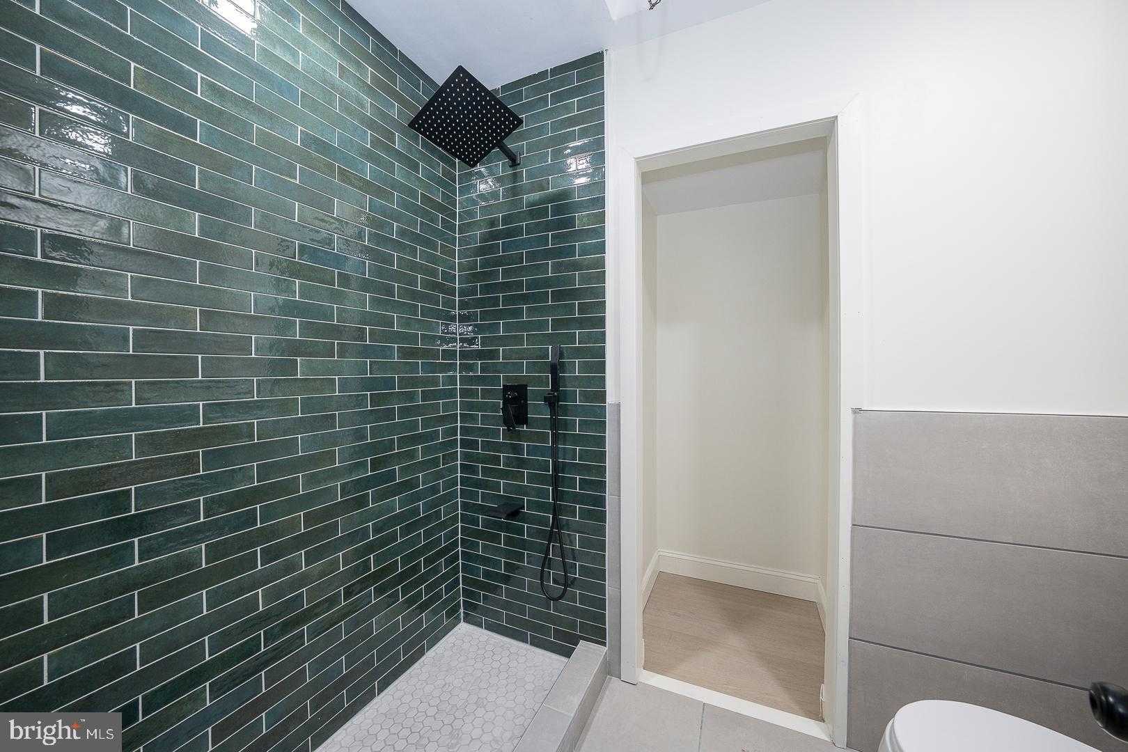 91 Lamport Rd photo 26