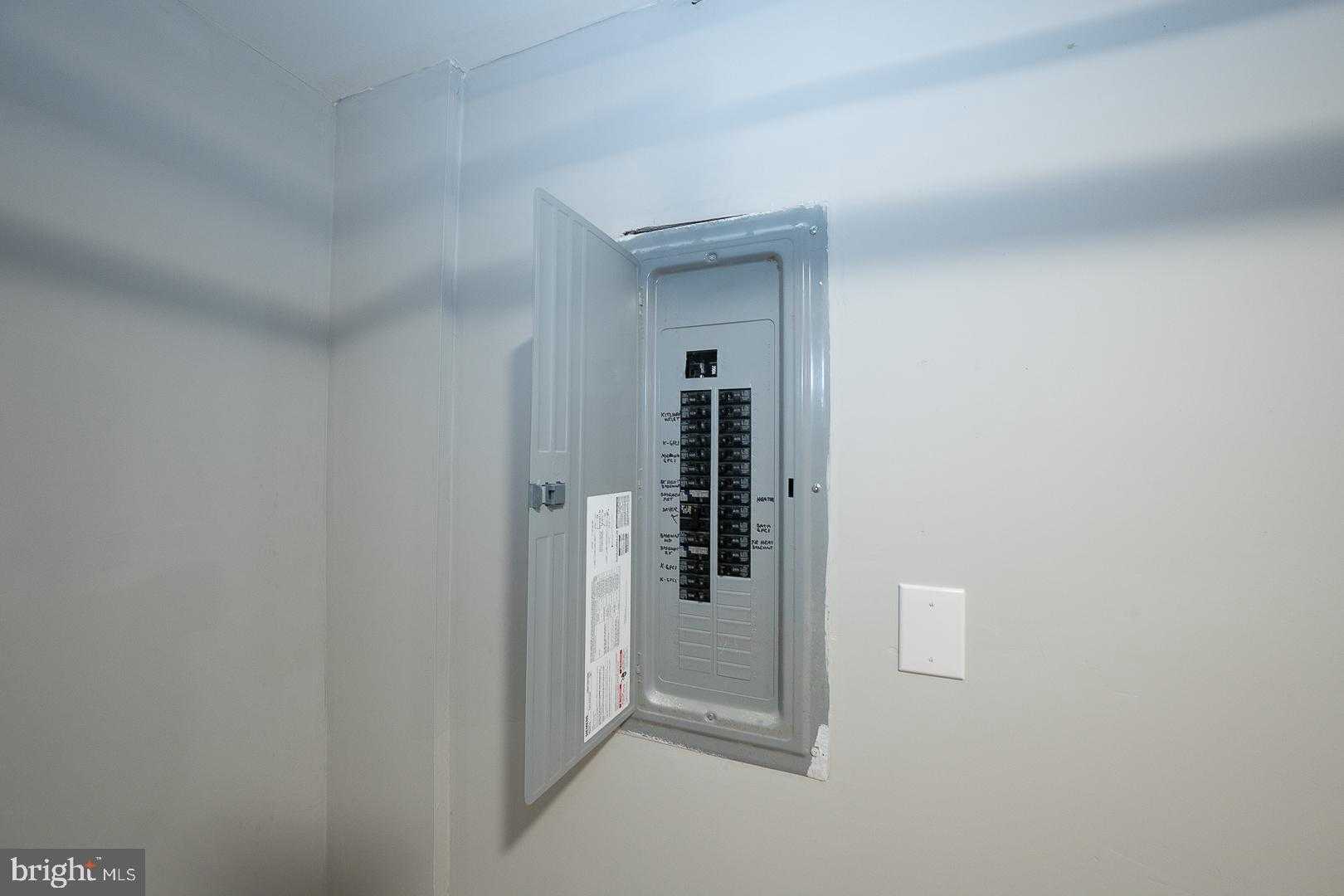 91 Lamport Rd photo 42