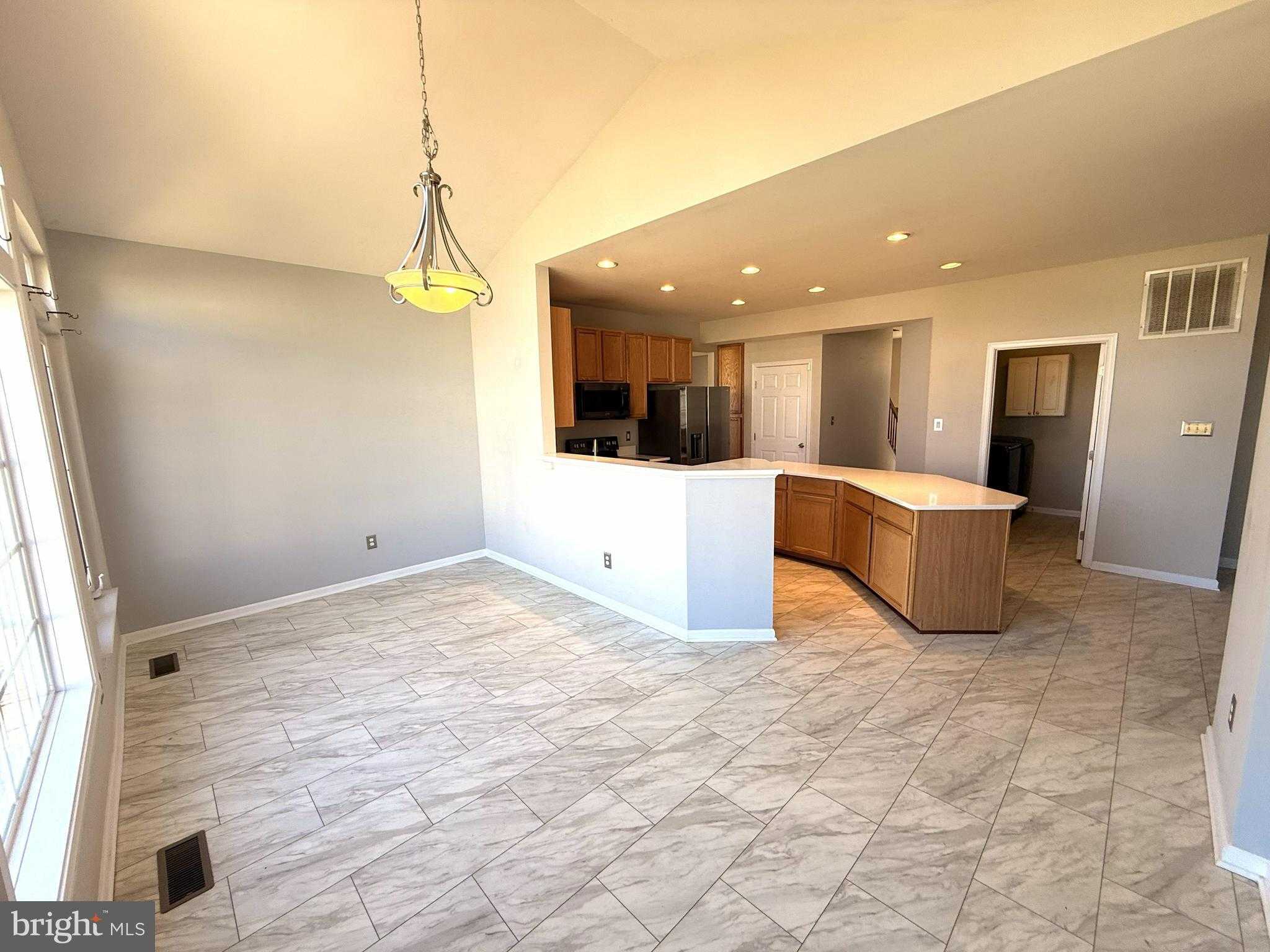 6171 Mccarthy Dr photo 13