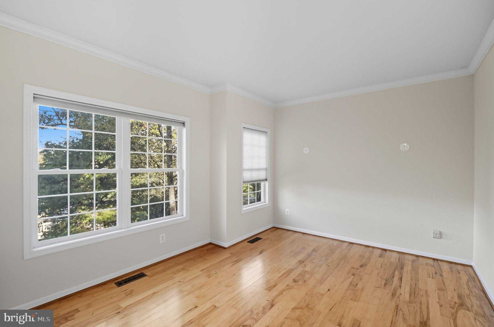 121 Waterside Ln photo 11