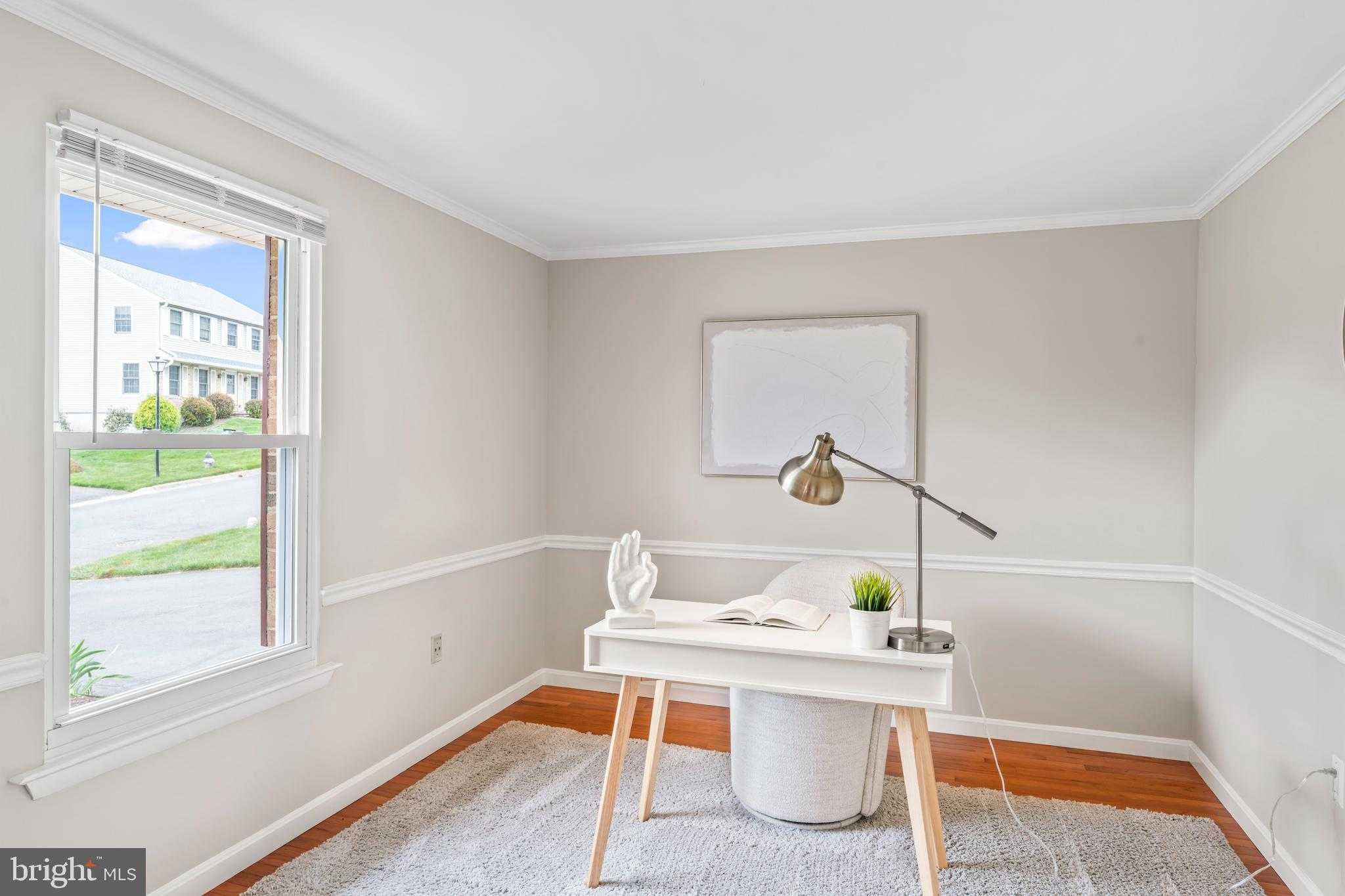 7425 Mahaska Dr photo 3